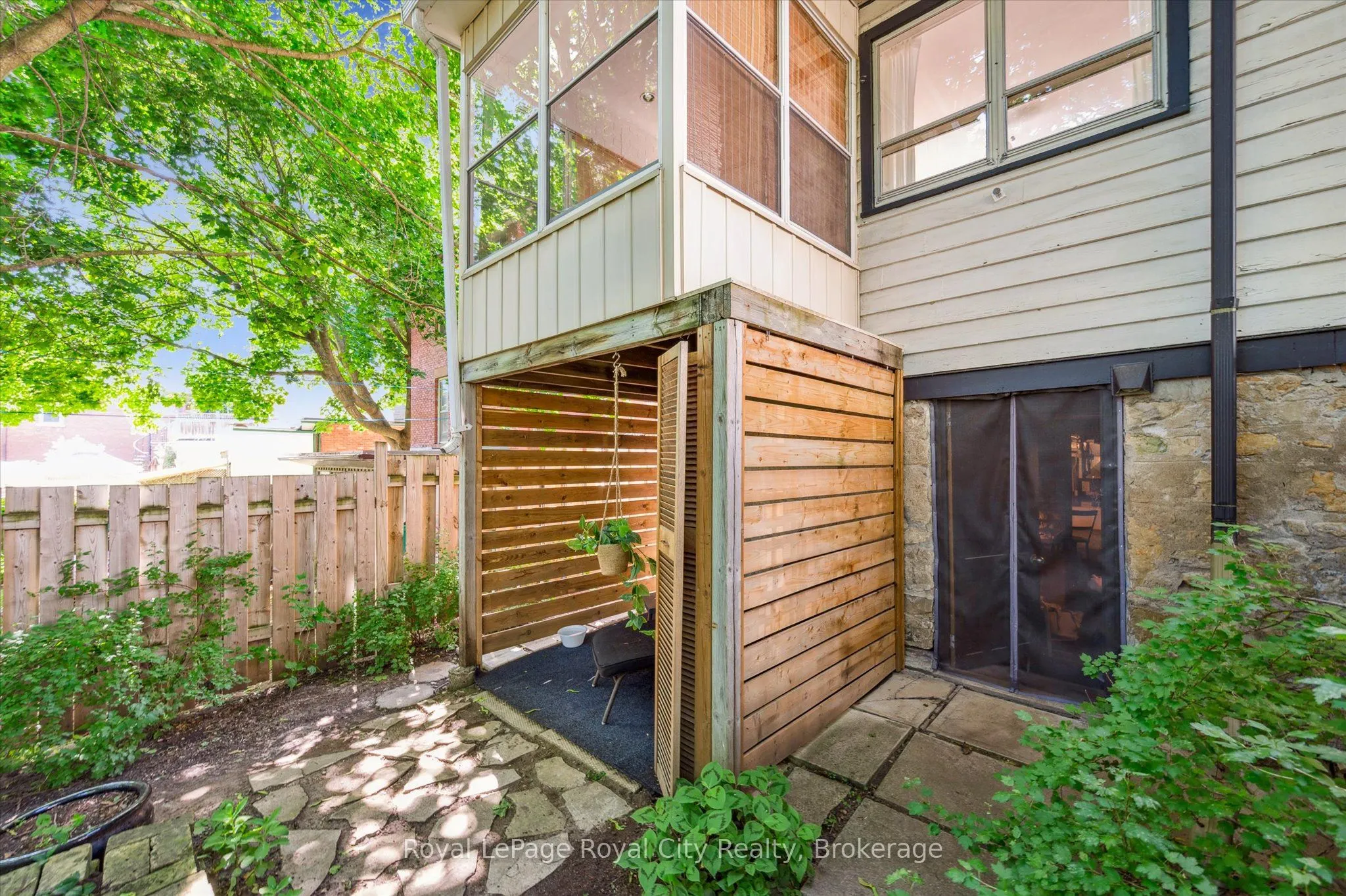 80 Cork Street W