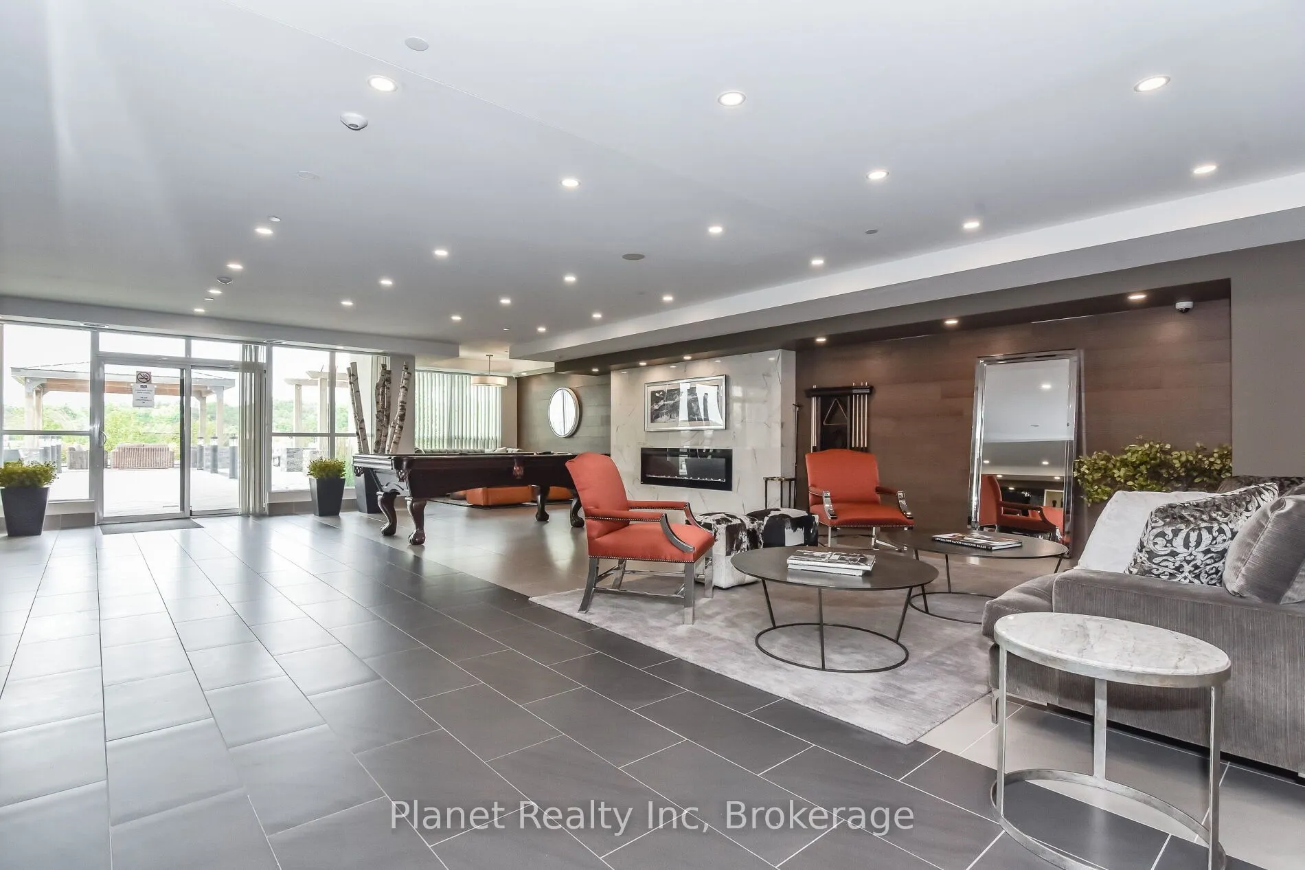 150 WELLINGTON Street E, #601