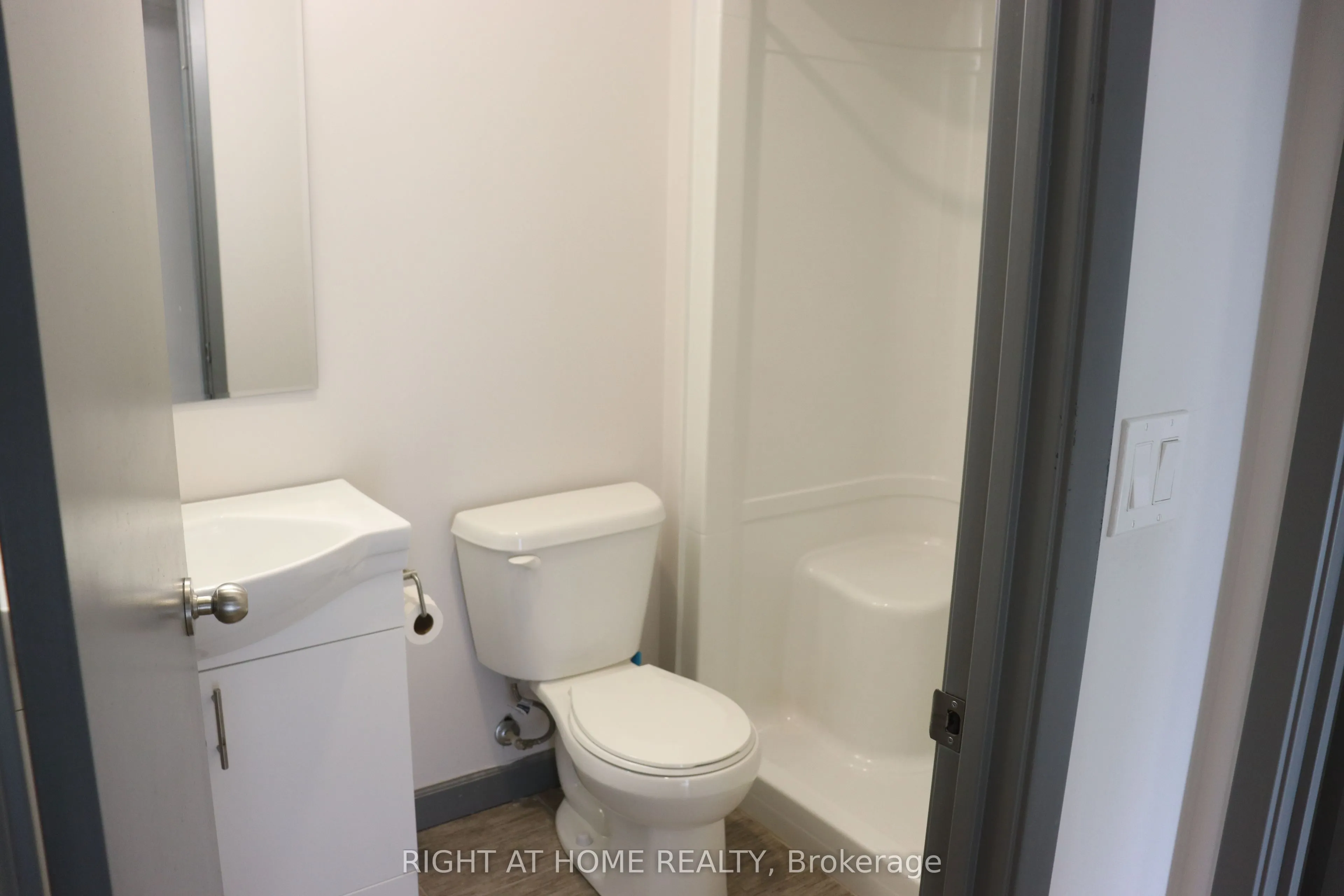 258B Sunview Street, #215