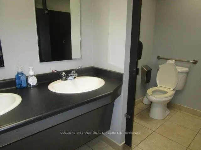 637 Niagara Street, #2nd Floor