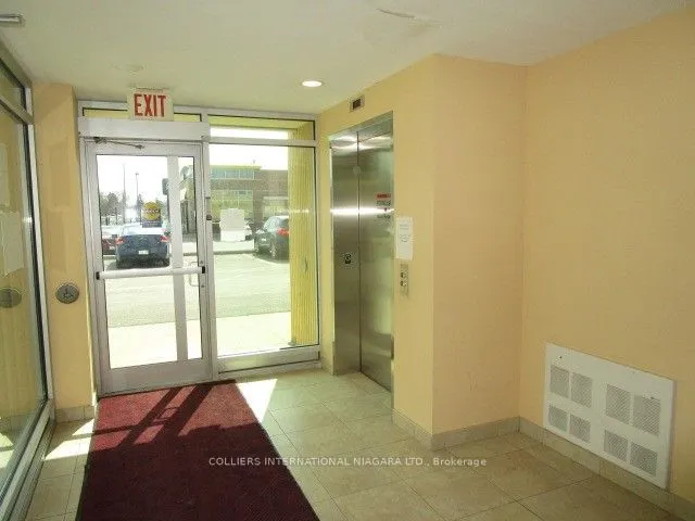 637 Niagara Street, #2nd Floor