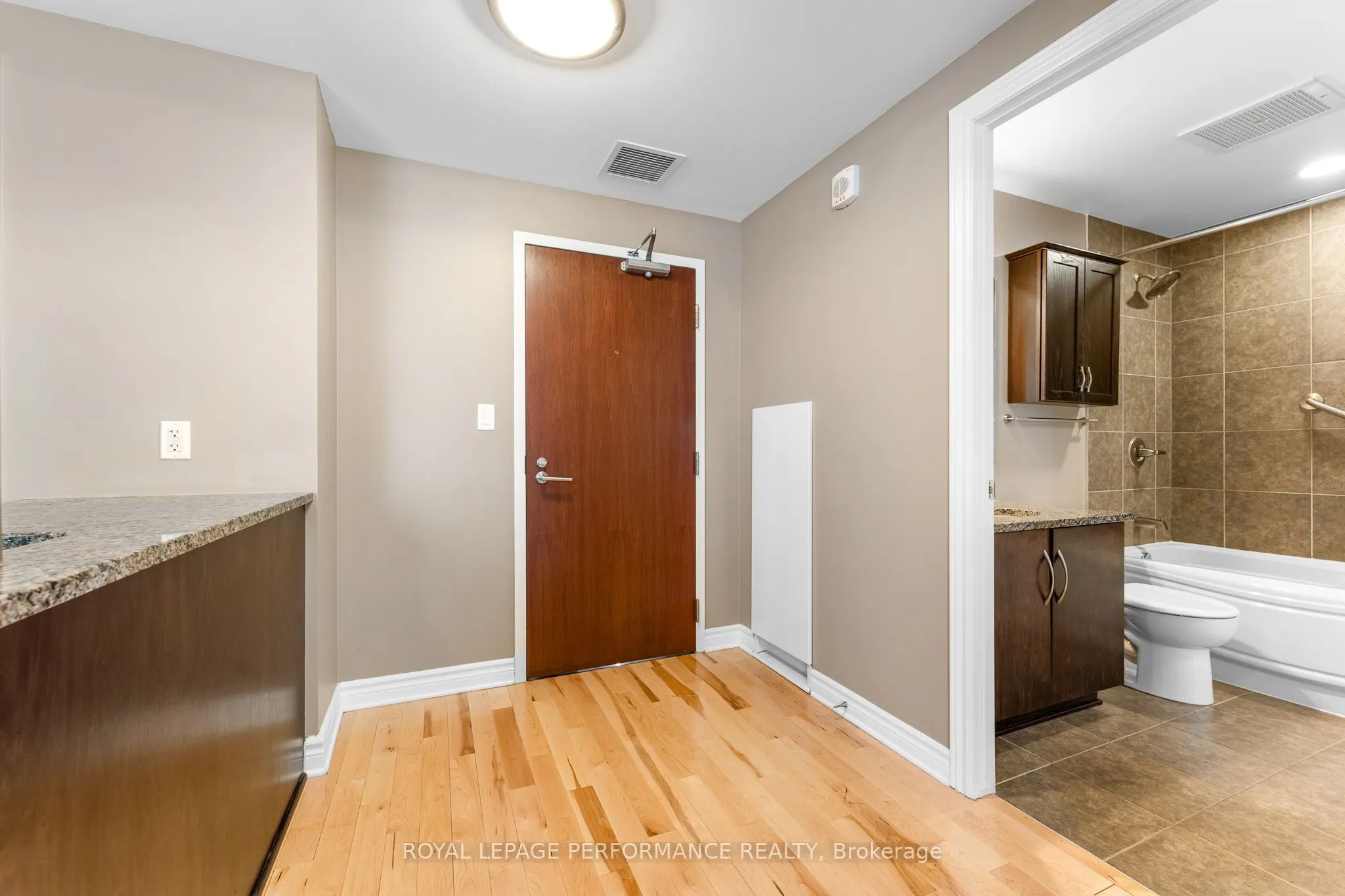 575 Byron Avenue N, #512