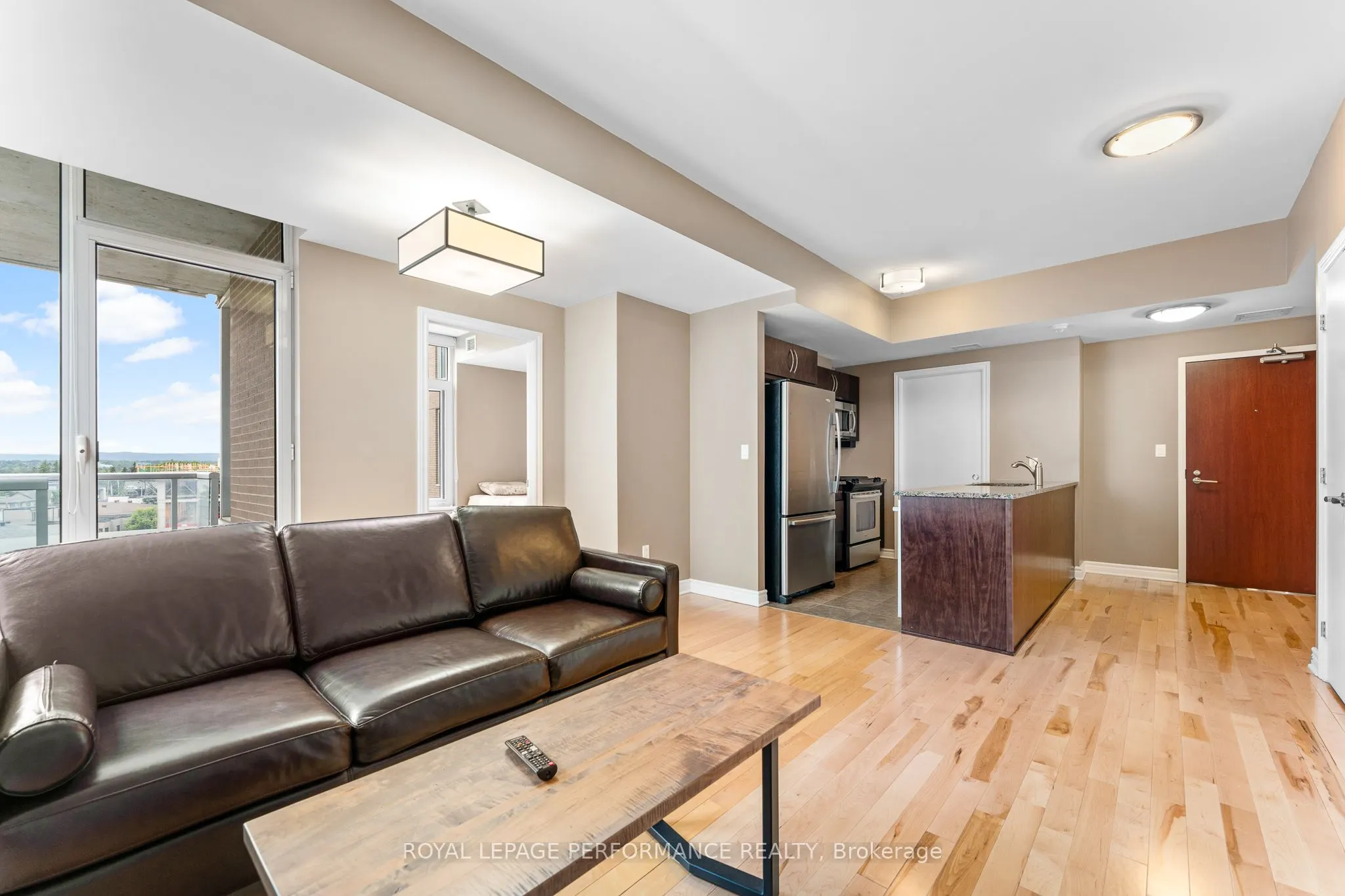 575 Byron Avenue N, #512