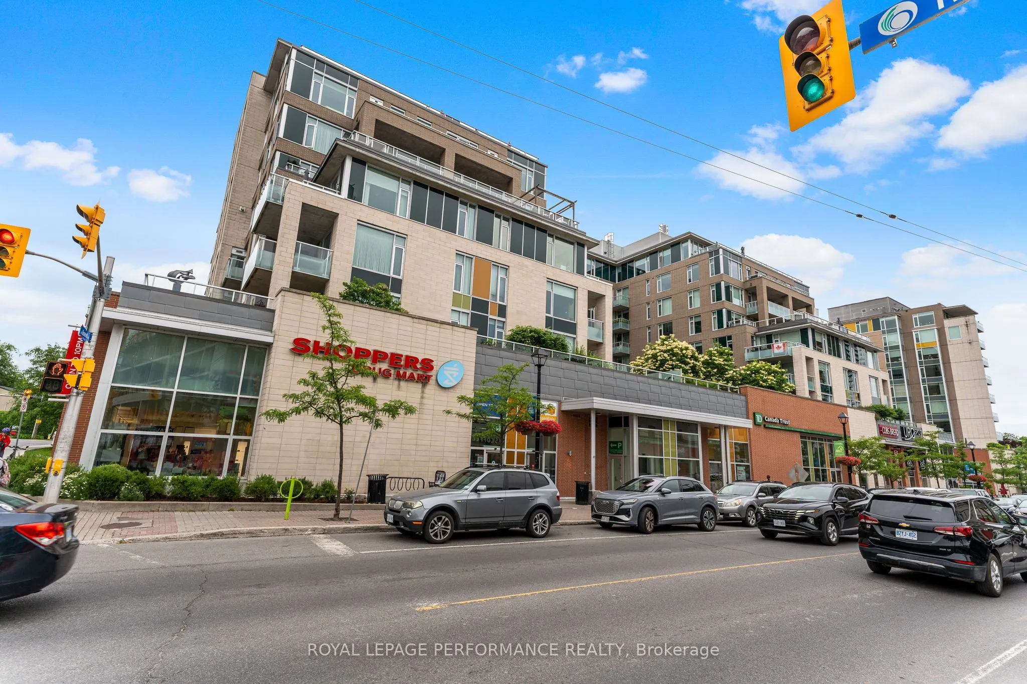 575 Byron Avenue N, #512