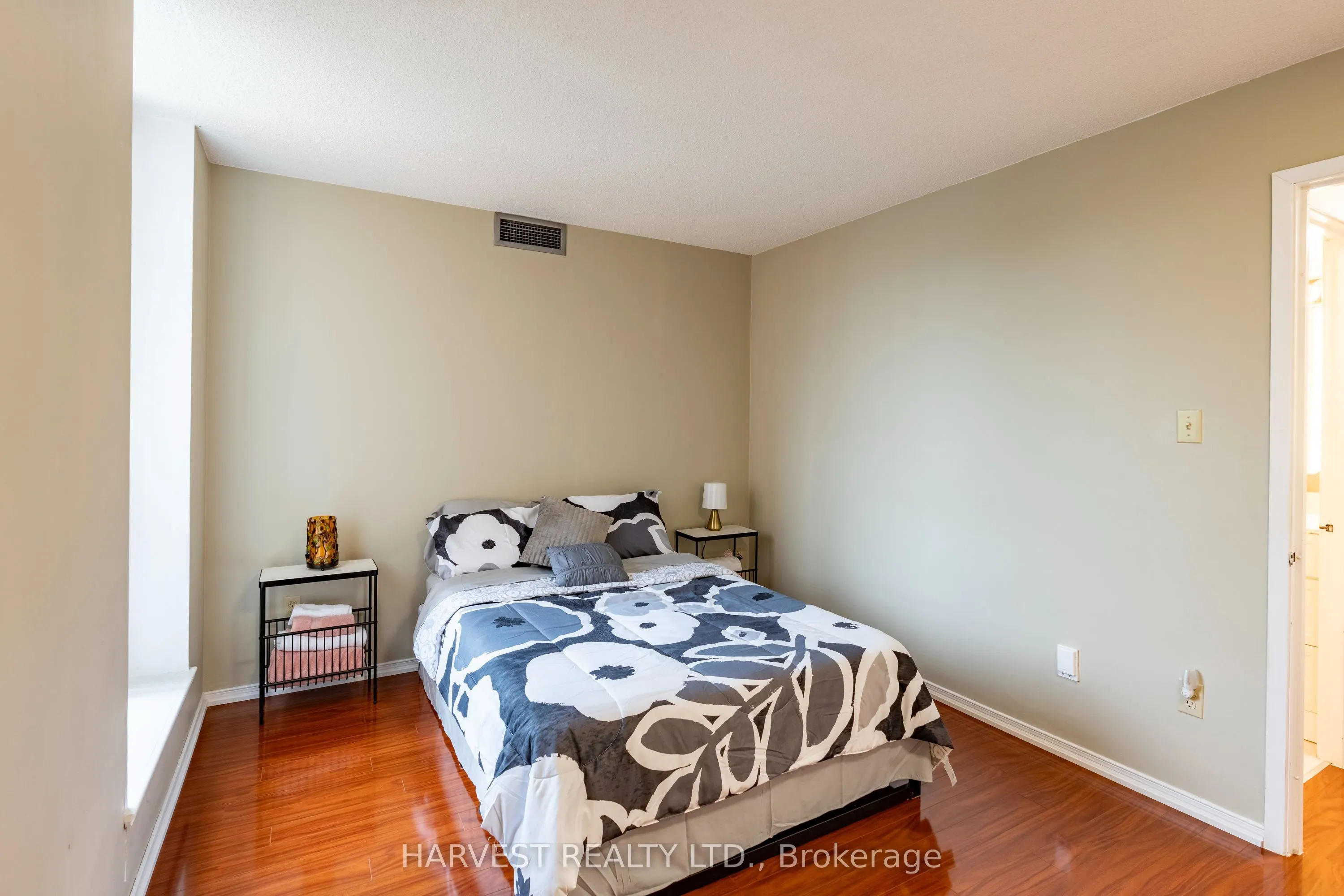 1414 KING Street E, #308