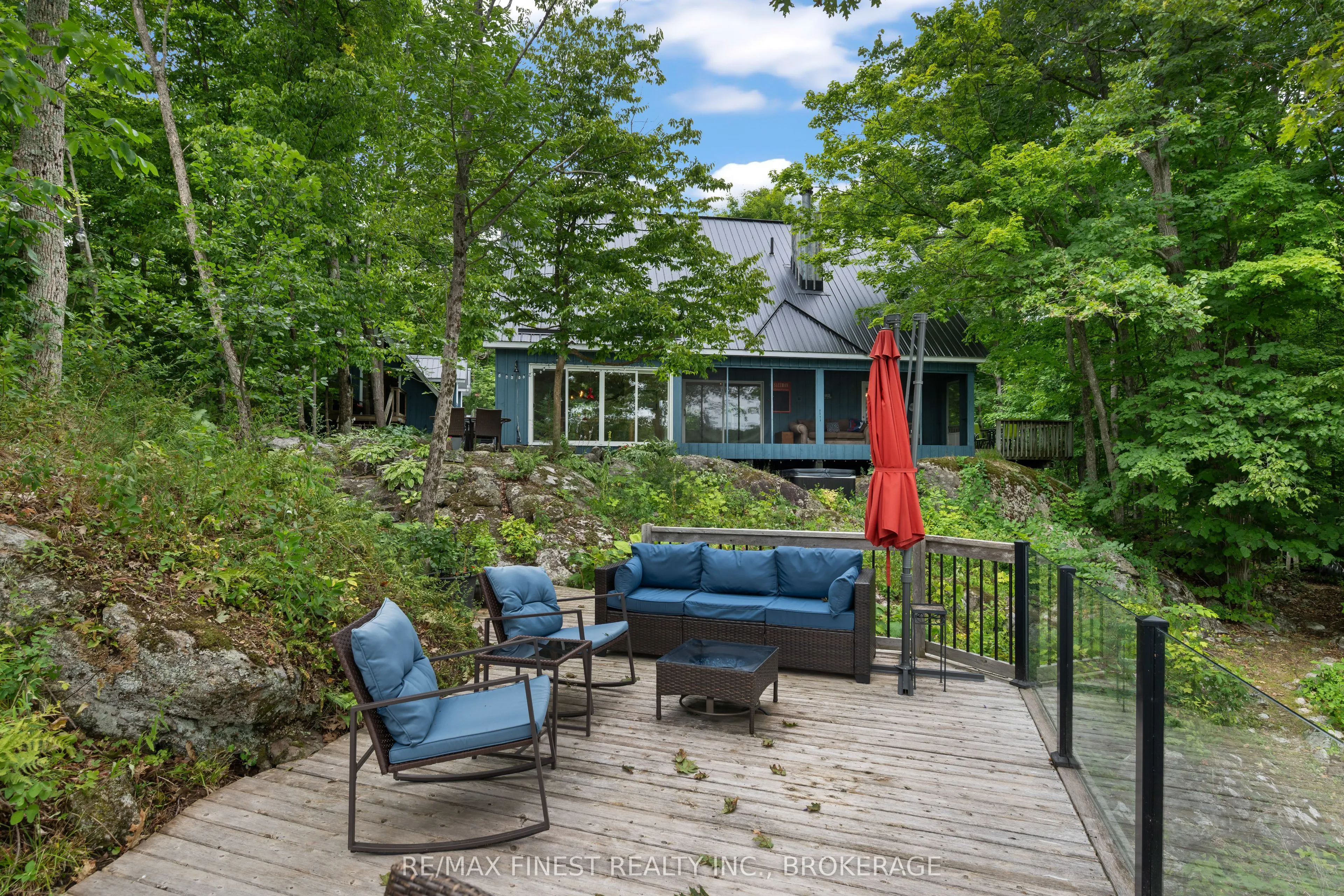 8884 Canoe Lake Road