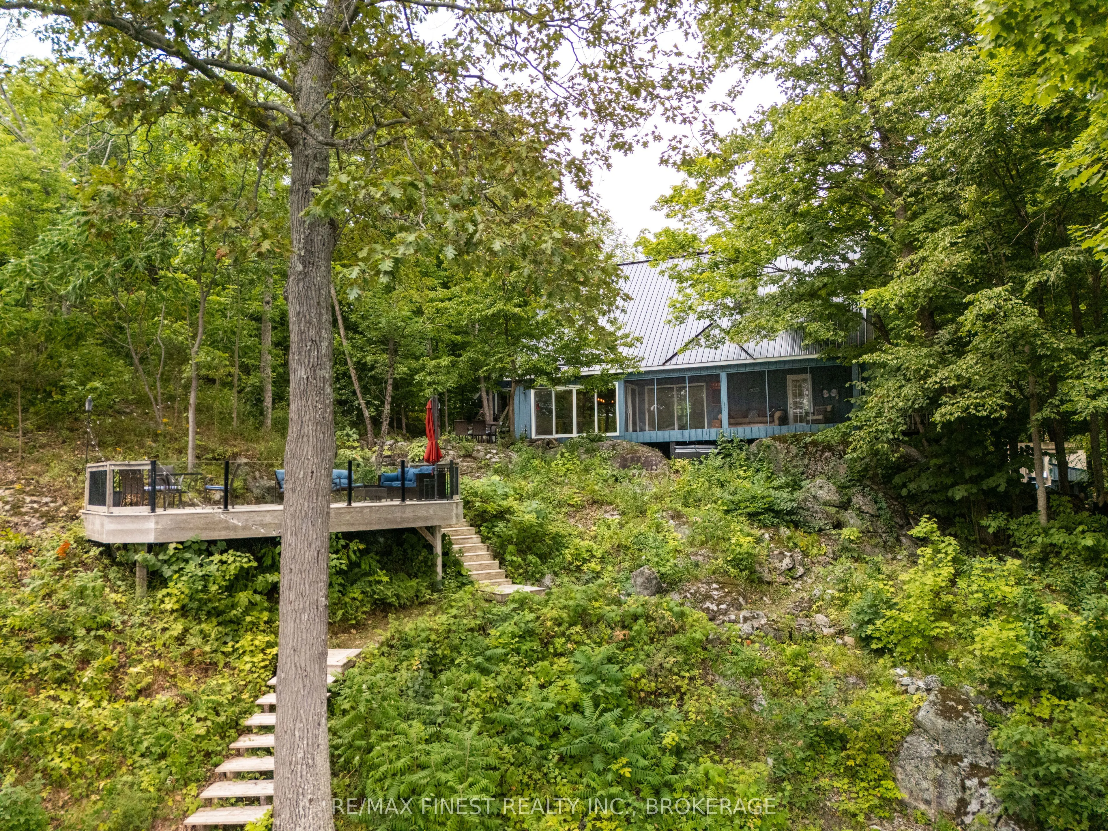 8884 Canoe Lake Road