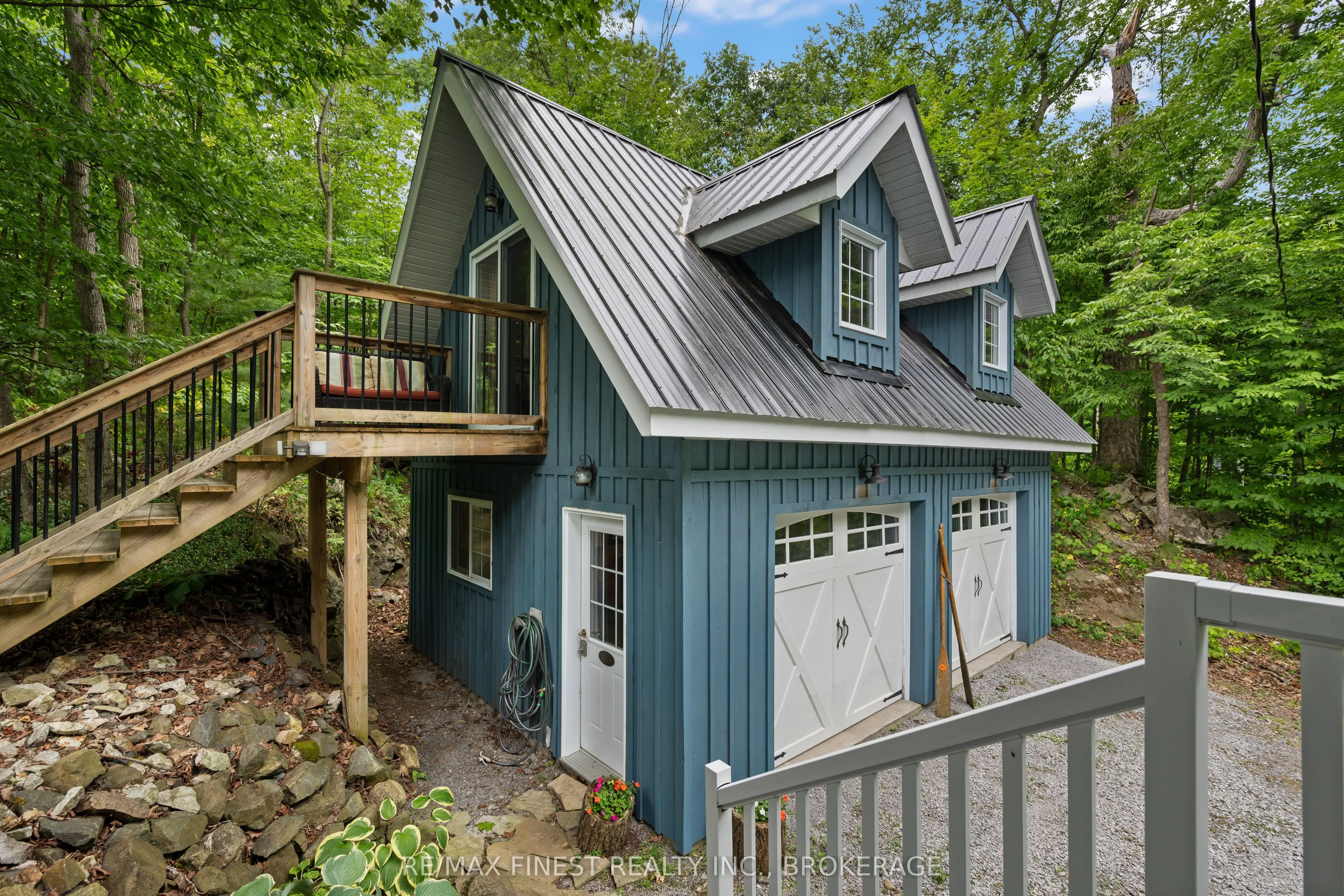8884 Canoe Lake Road