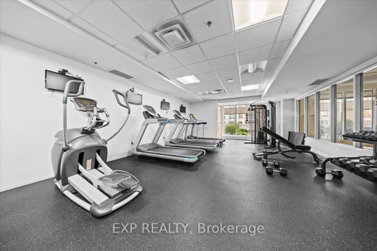 242 Rideau Street