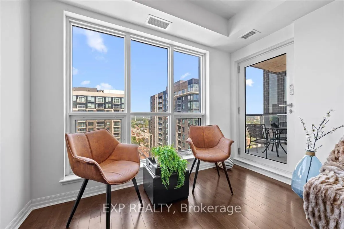 242 Rideau Street