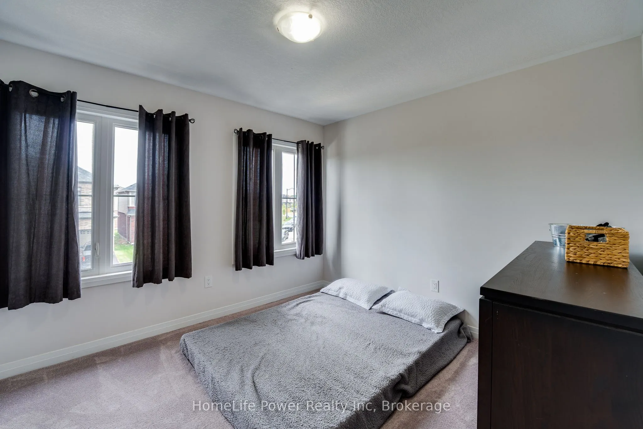 104 BLACKLOCK Street