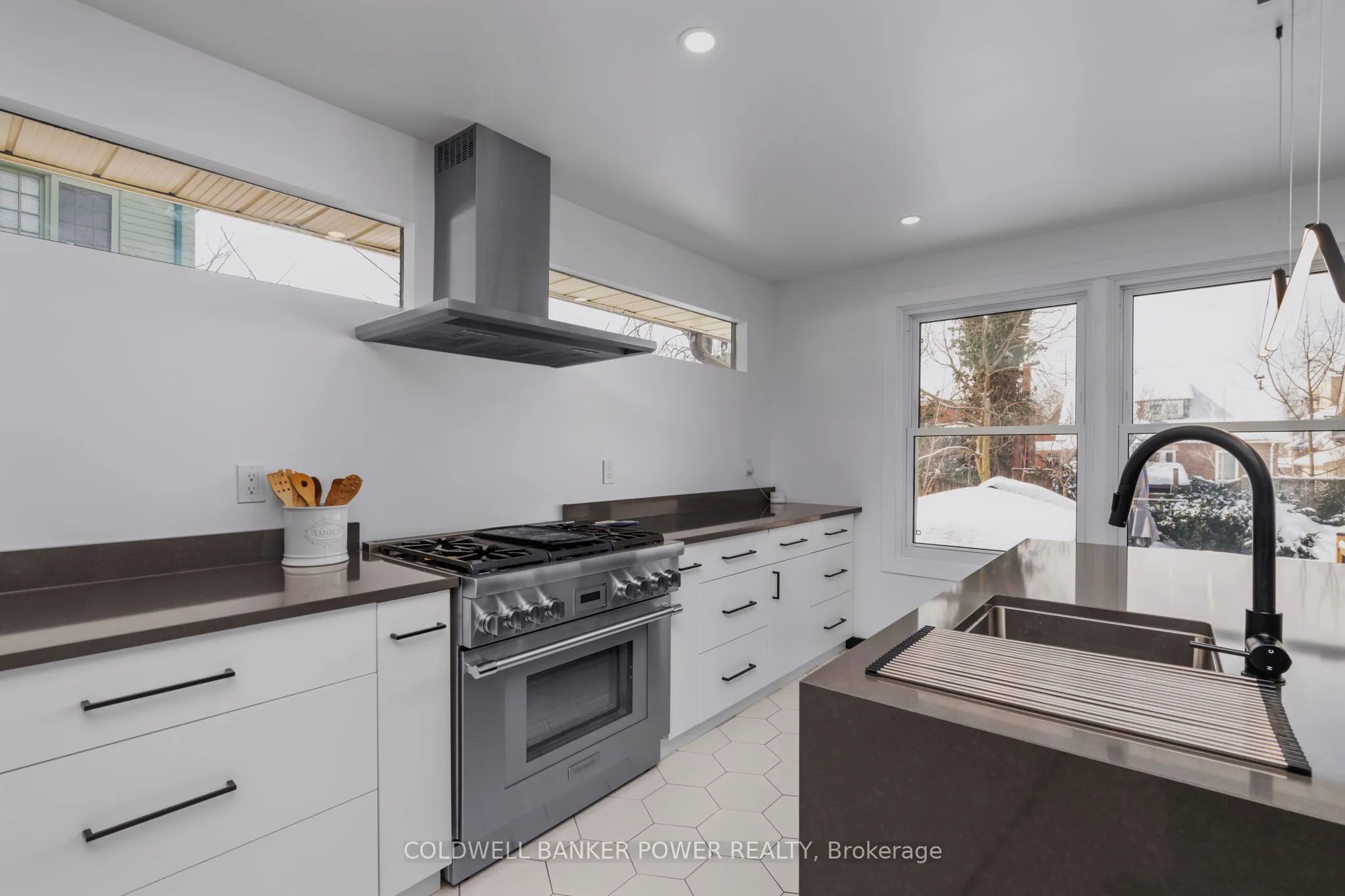 27 Belgrave Avenue