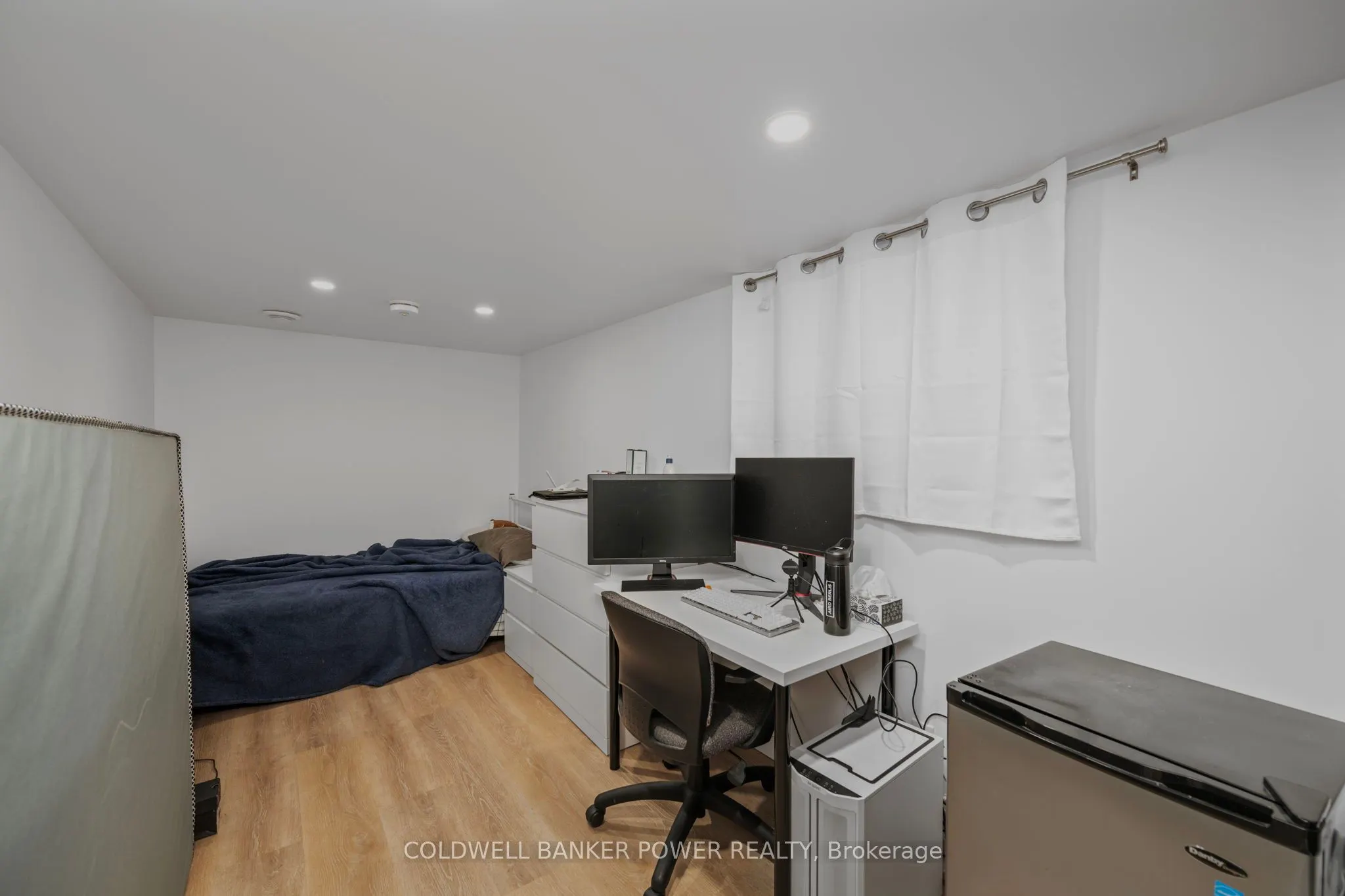 27 Belgrave Avenue