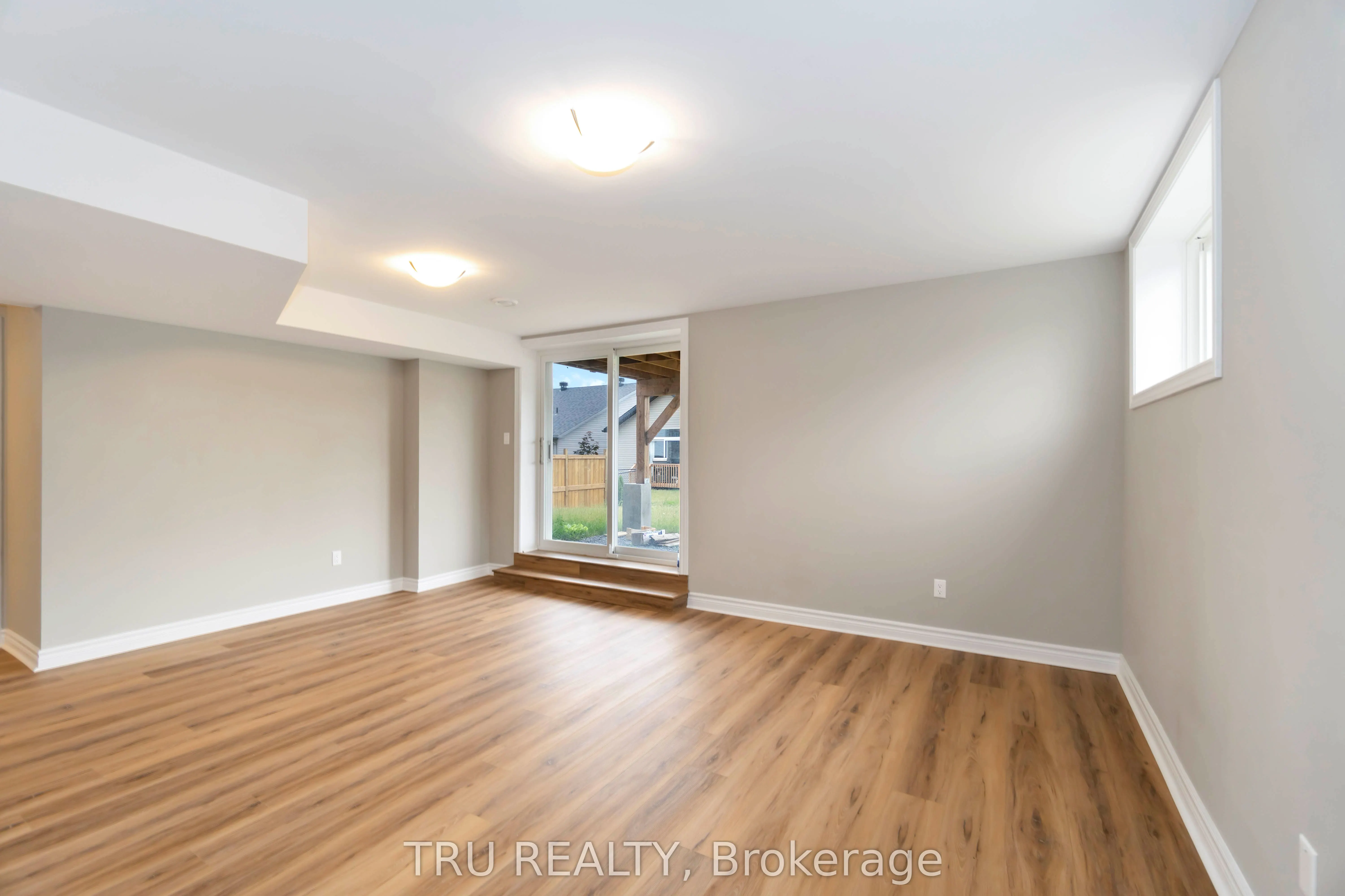 83 DOUGLAS BROWN Way