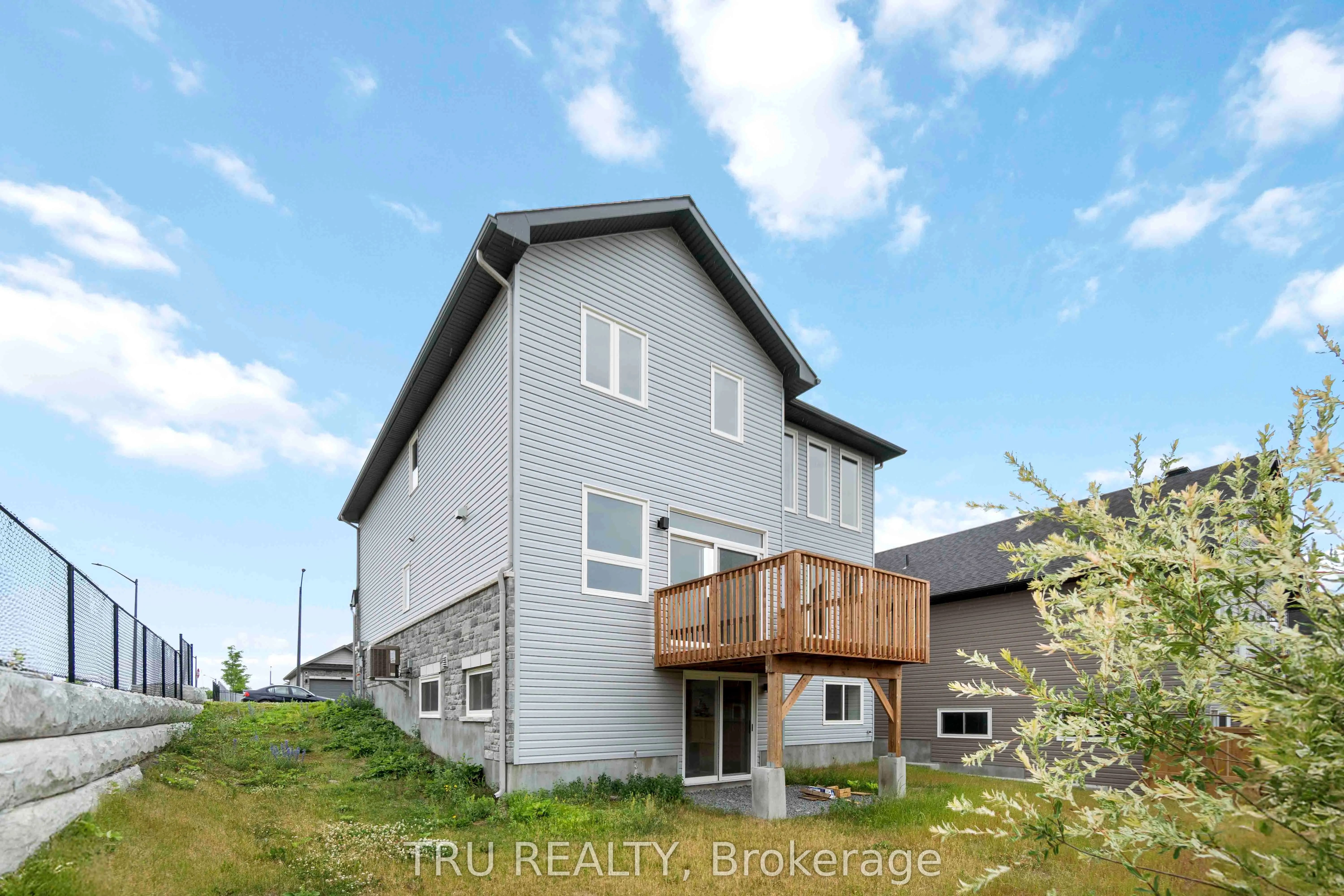 83 DOUGLAS BROWN Way
