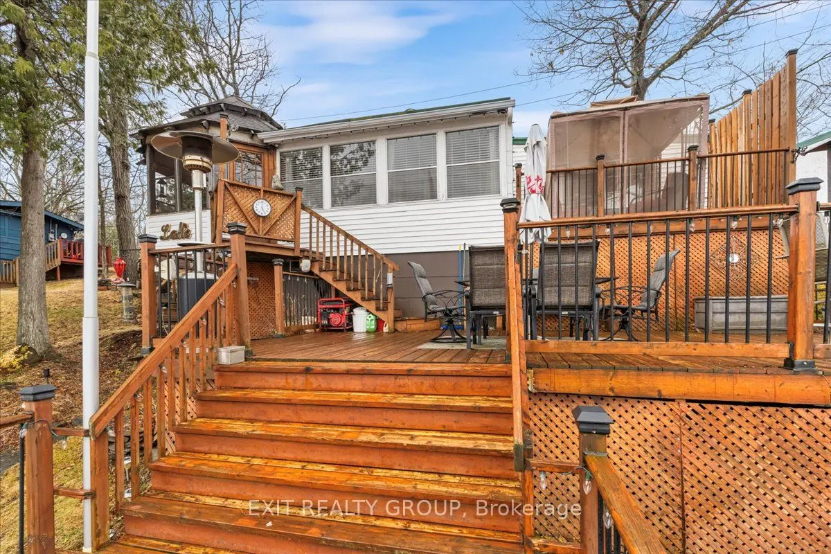 82 Canal Road