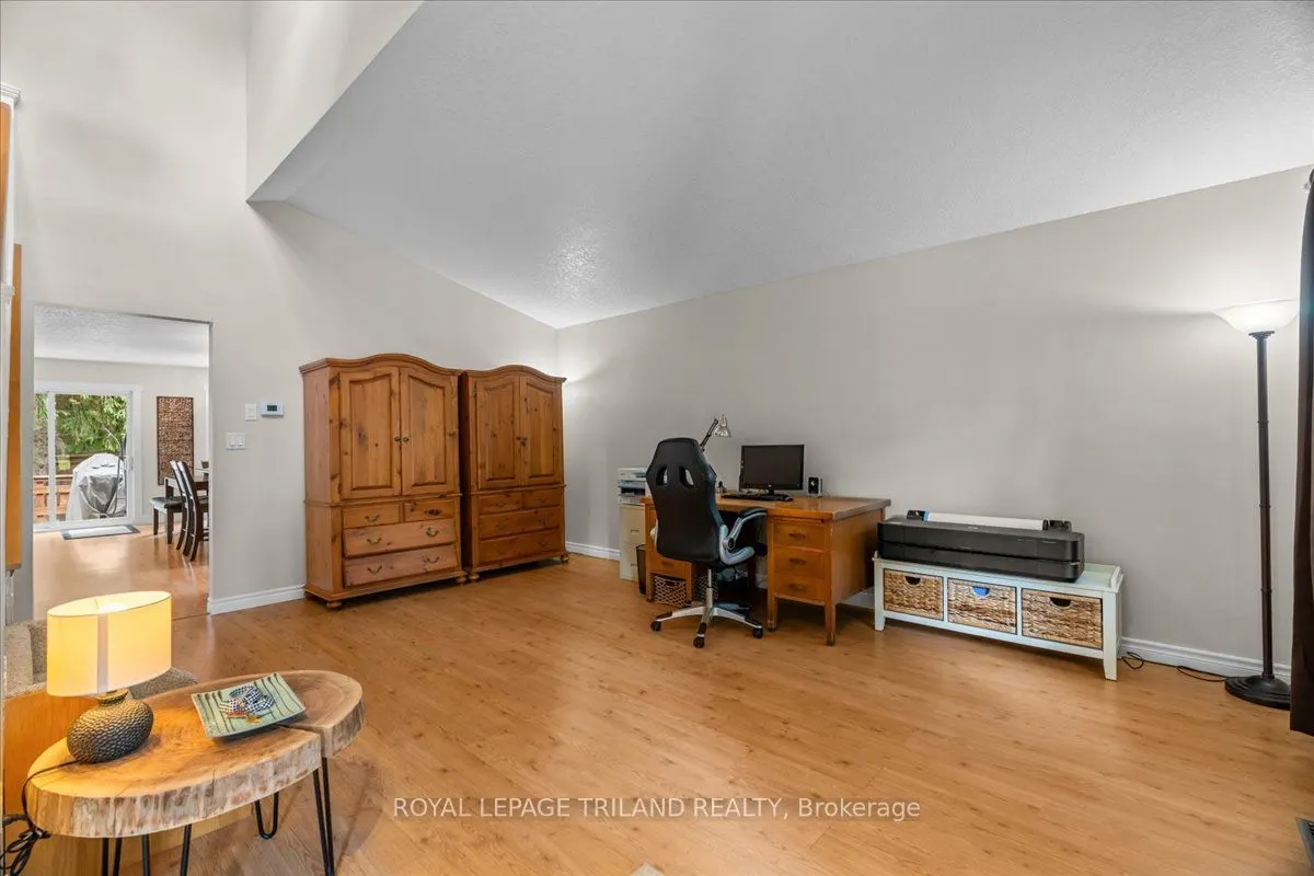 215 Deruiter Drive