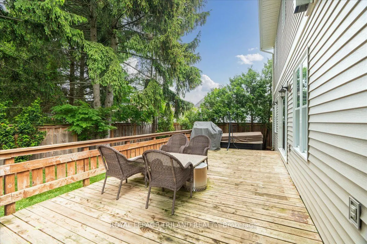 215 Deruiter Drive