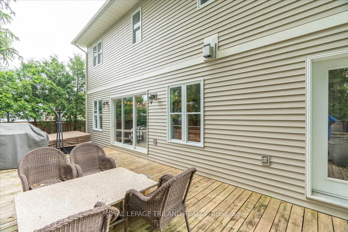 215 Deruiter Drive