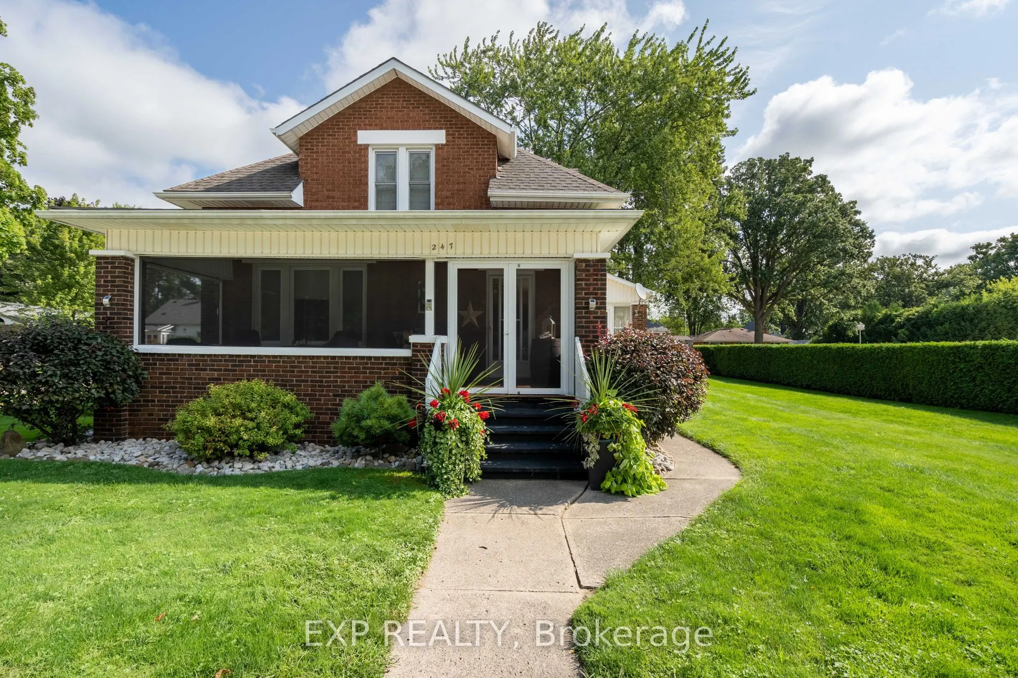 247 Furnival Road