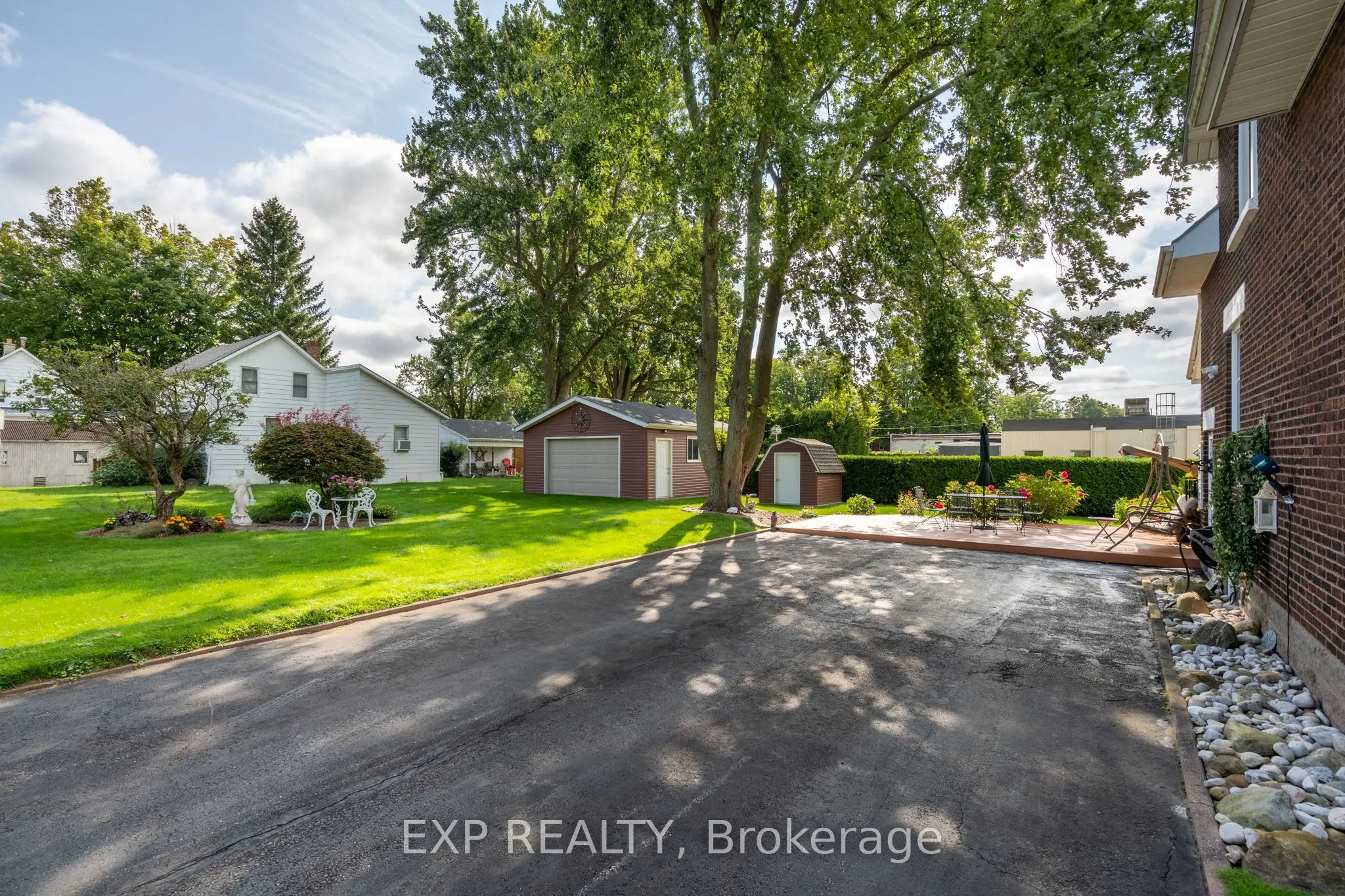 247 Furnival Road