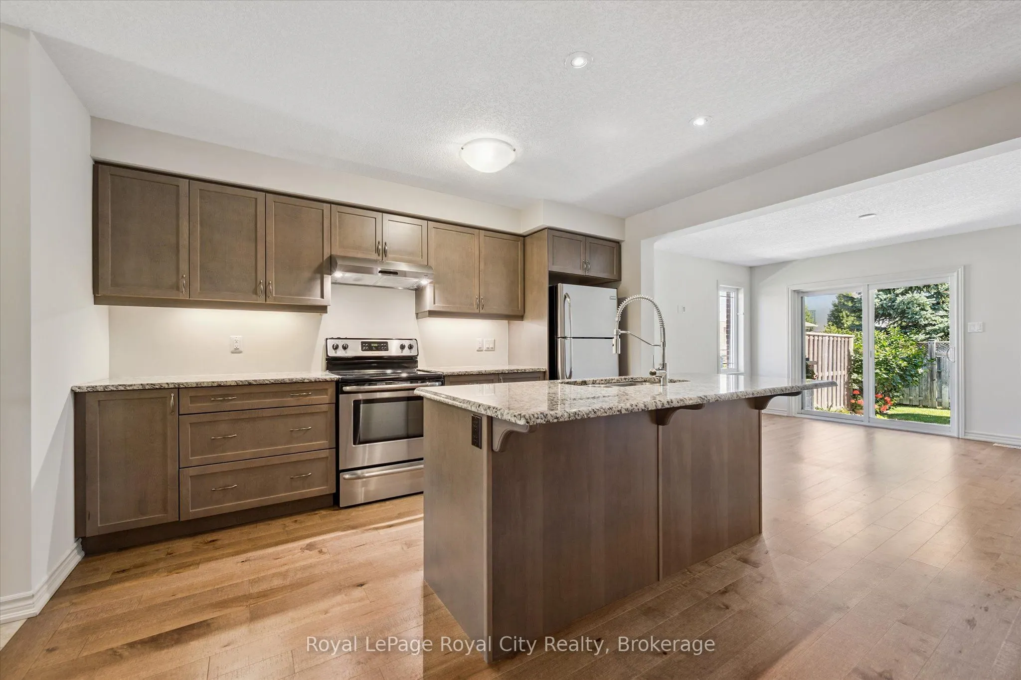 52 Aberdeen Street, #31