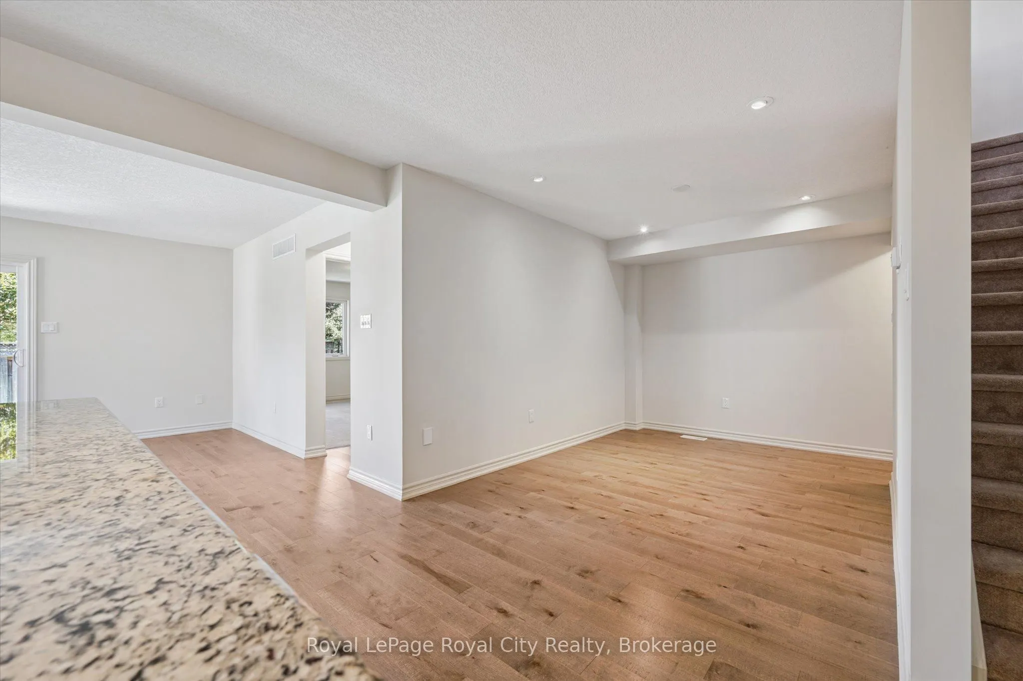 52 Aberdeen Street, #31