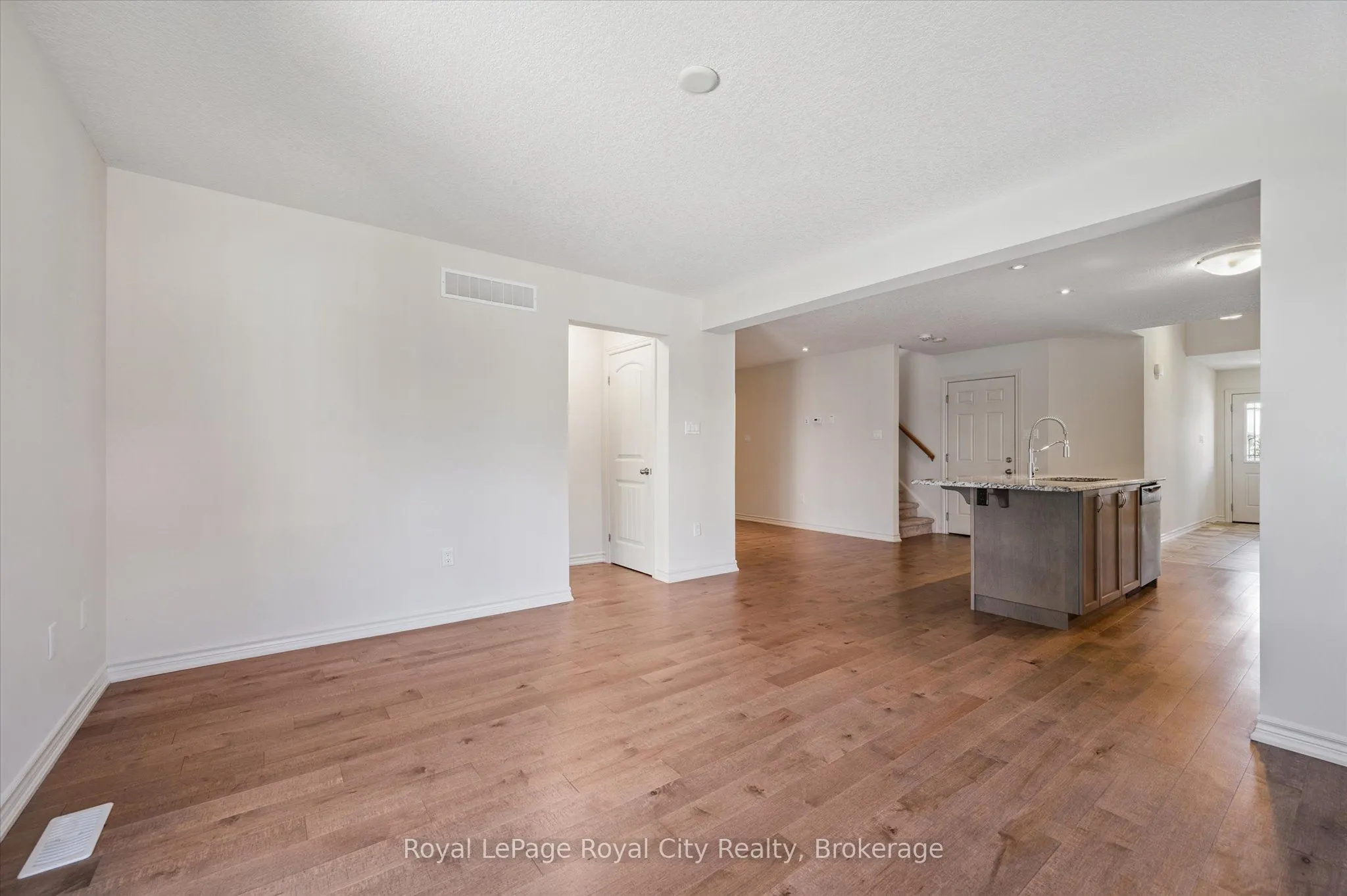52 Aberdeen Street, #31