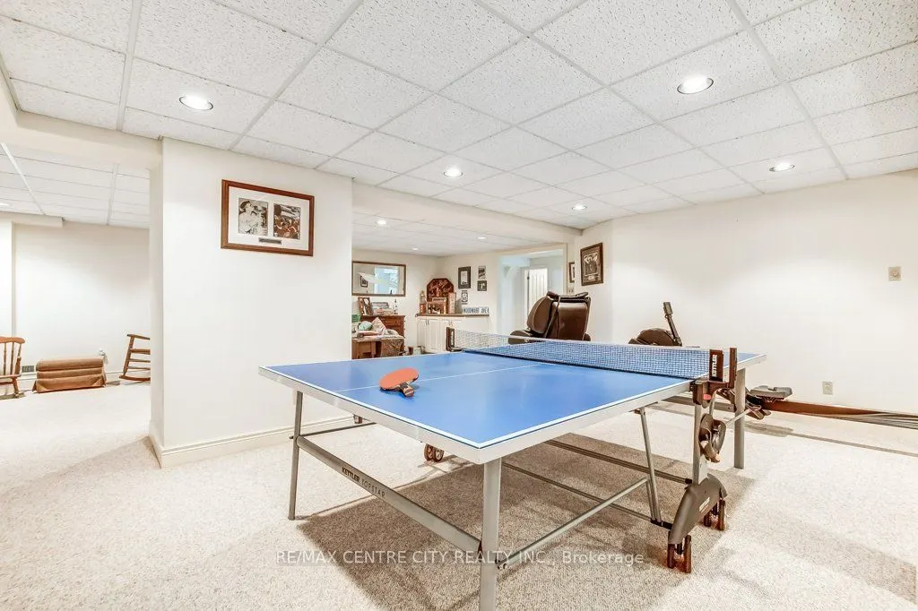 1200 Riverside Drive, #27