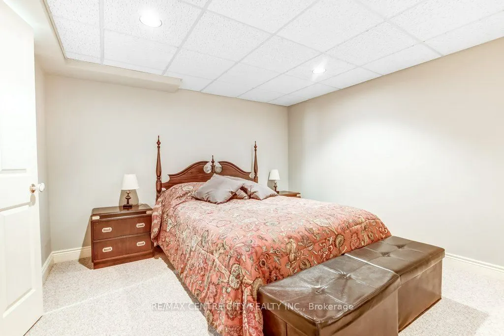 1200 Riverside Drive, #27