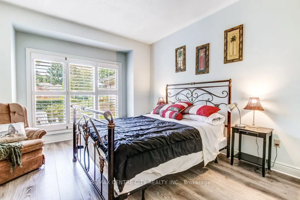 1200 Riverside Drive, #27