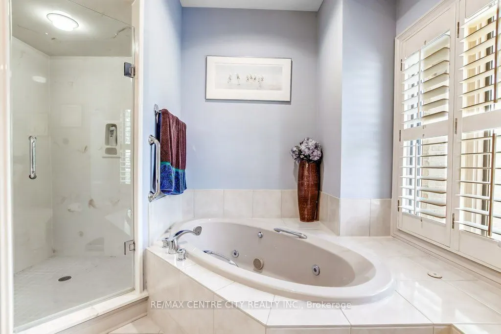 1200 Riverside Drive, #27