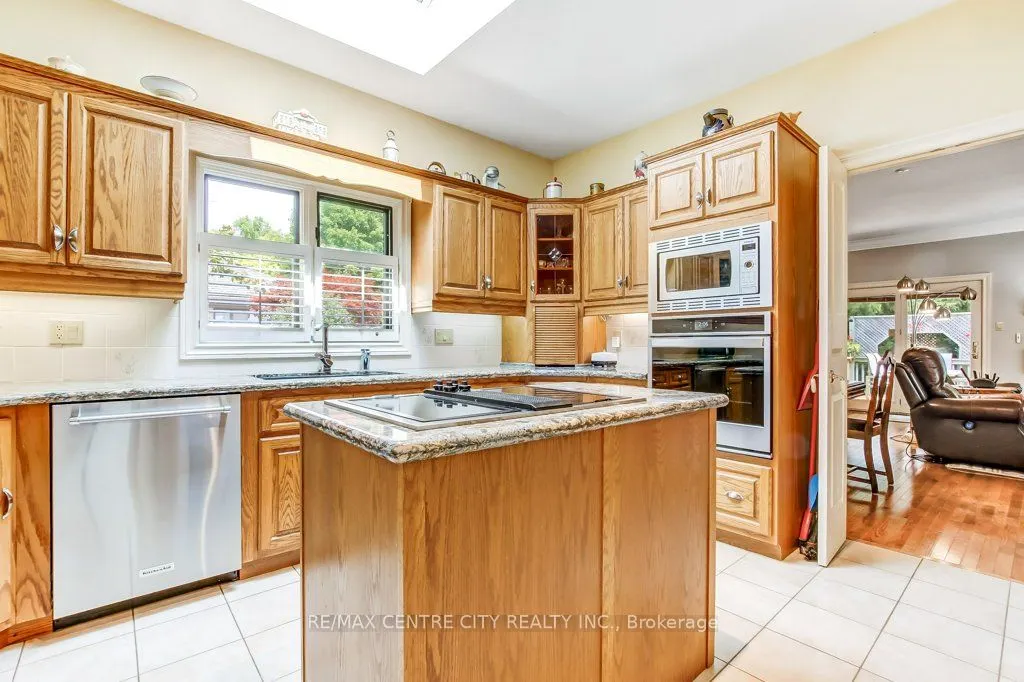 1200 Riverside Drive, #27