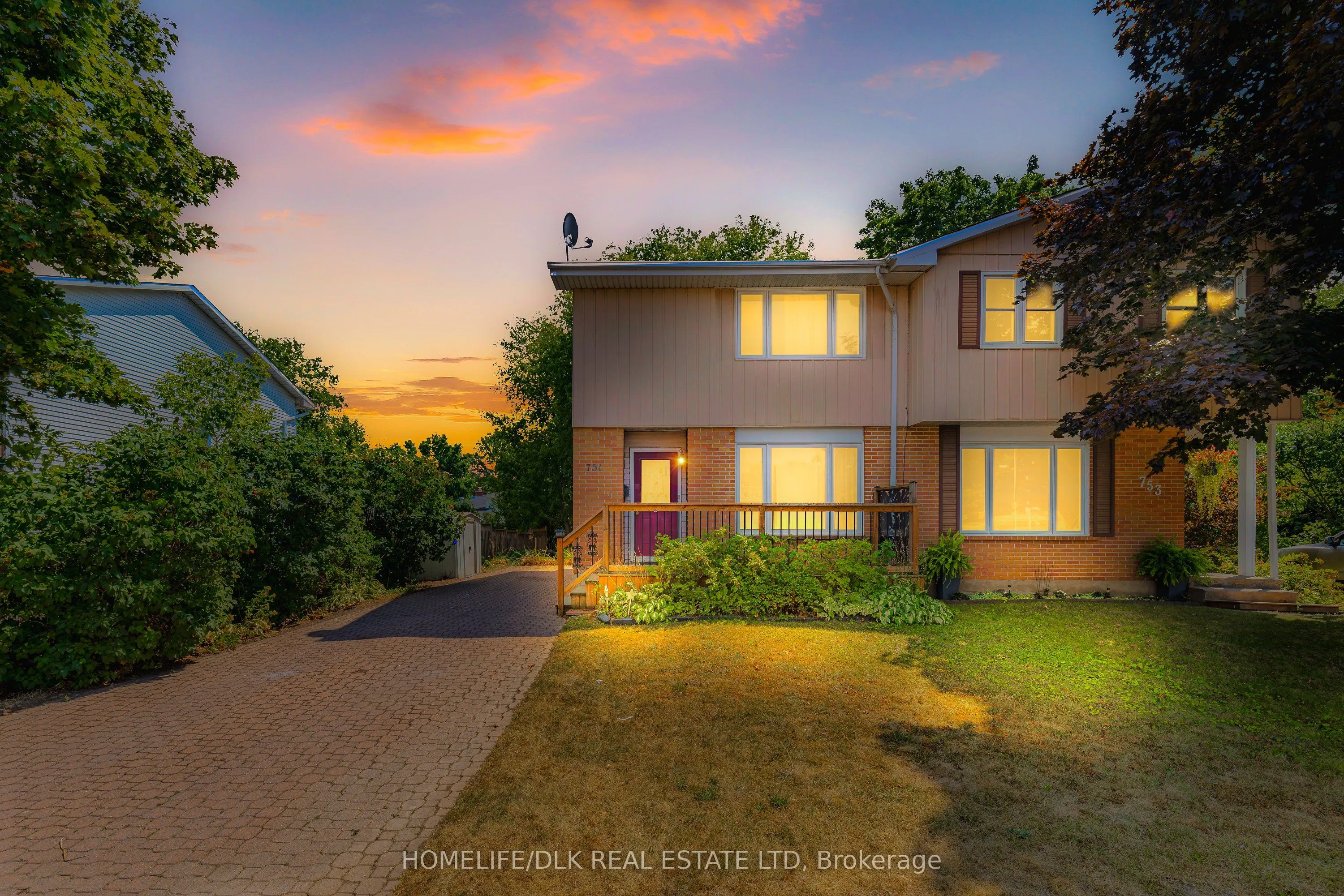751 Laurier Boulevard