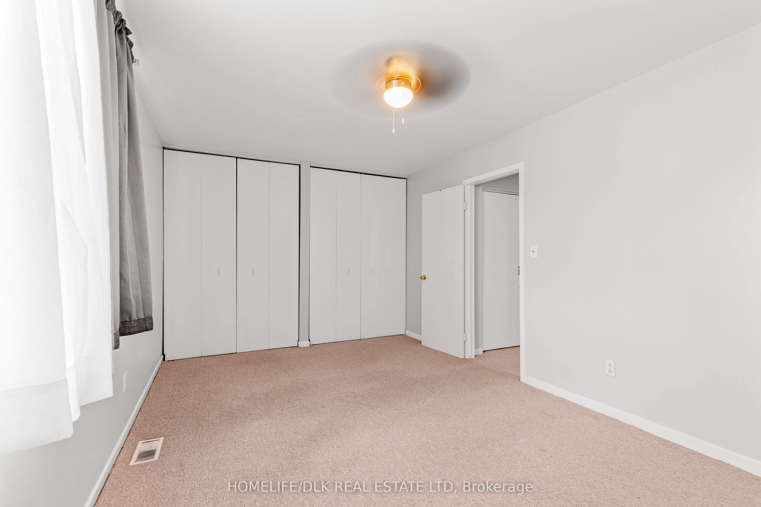 751 Laurier Boulevard