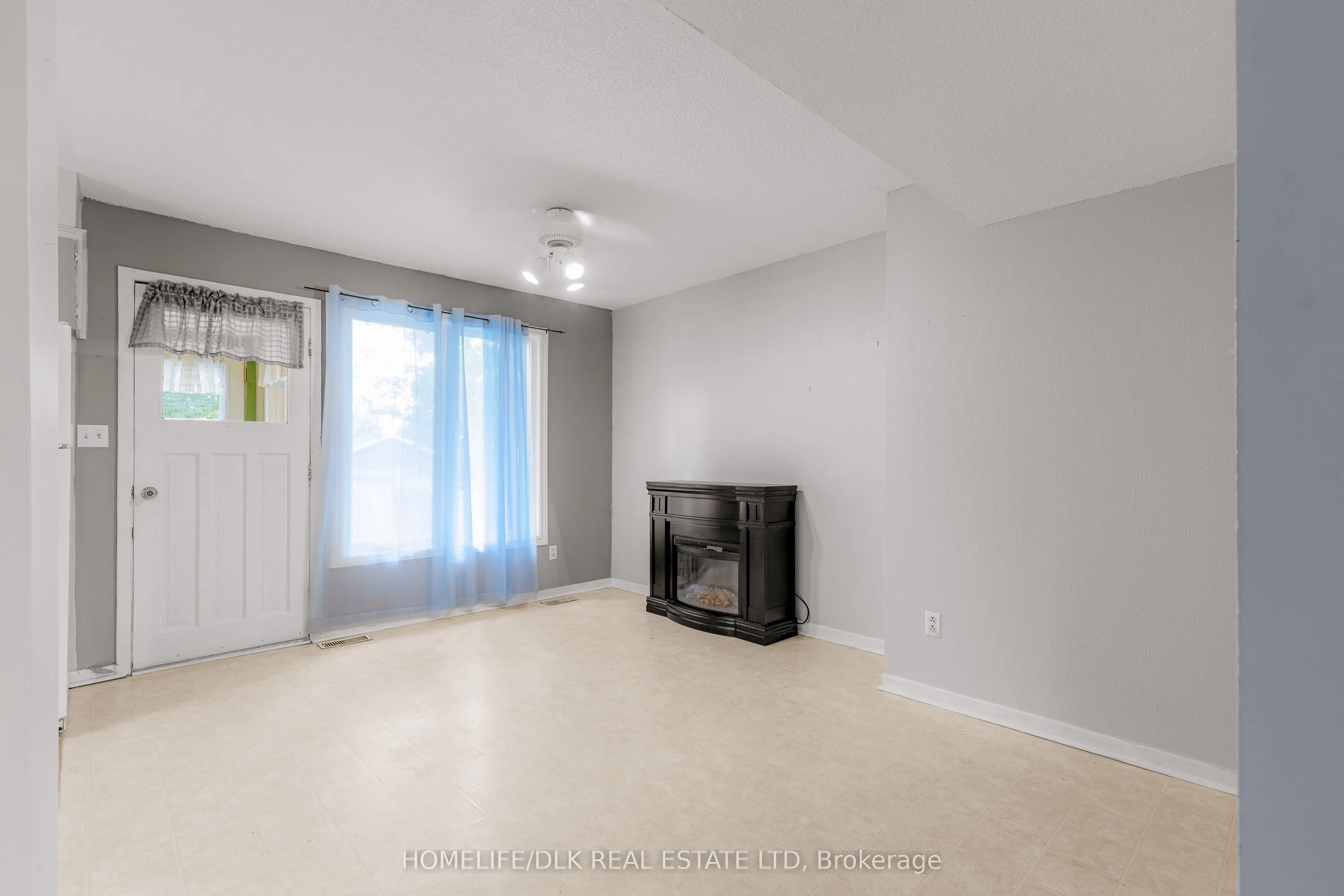 751 Laurier Boulevard