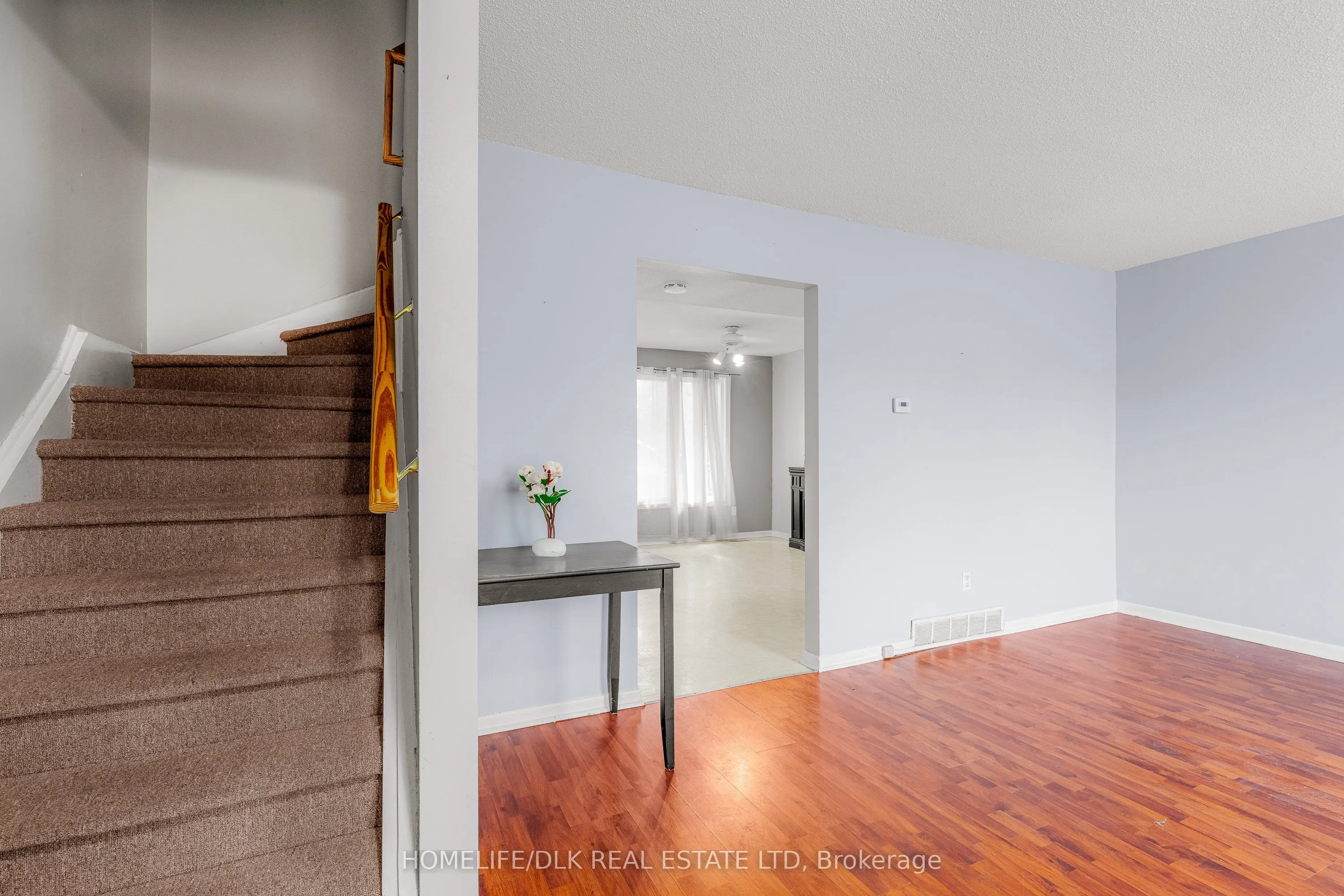 751 Laurier Boulevard