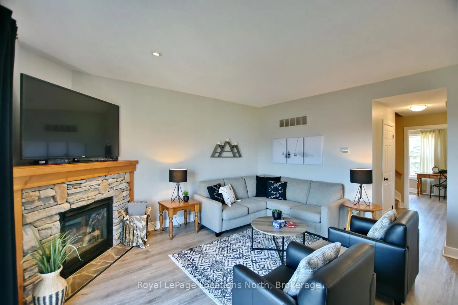 170 Snowbridge Way, #223