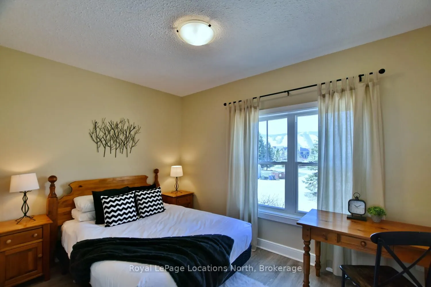 170 Snowbridge Way, #223