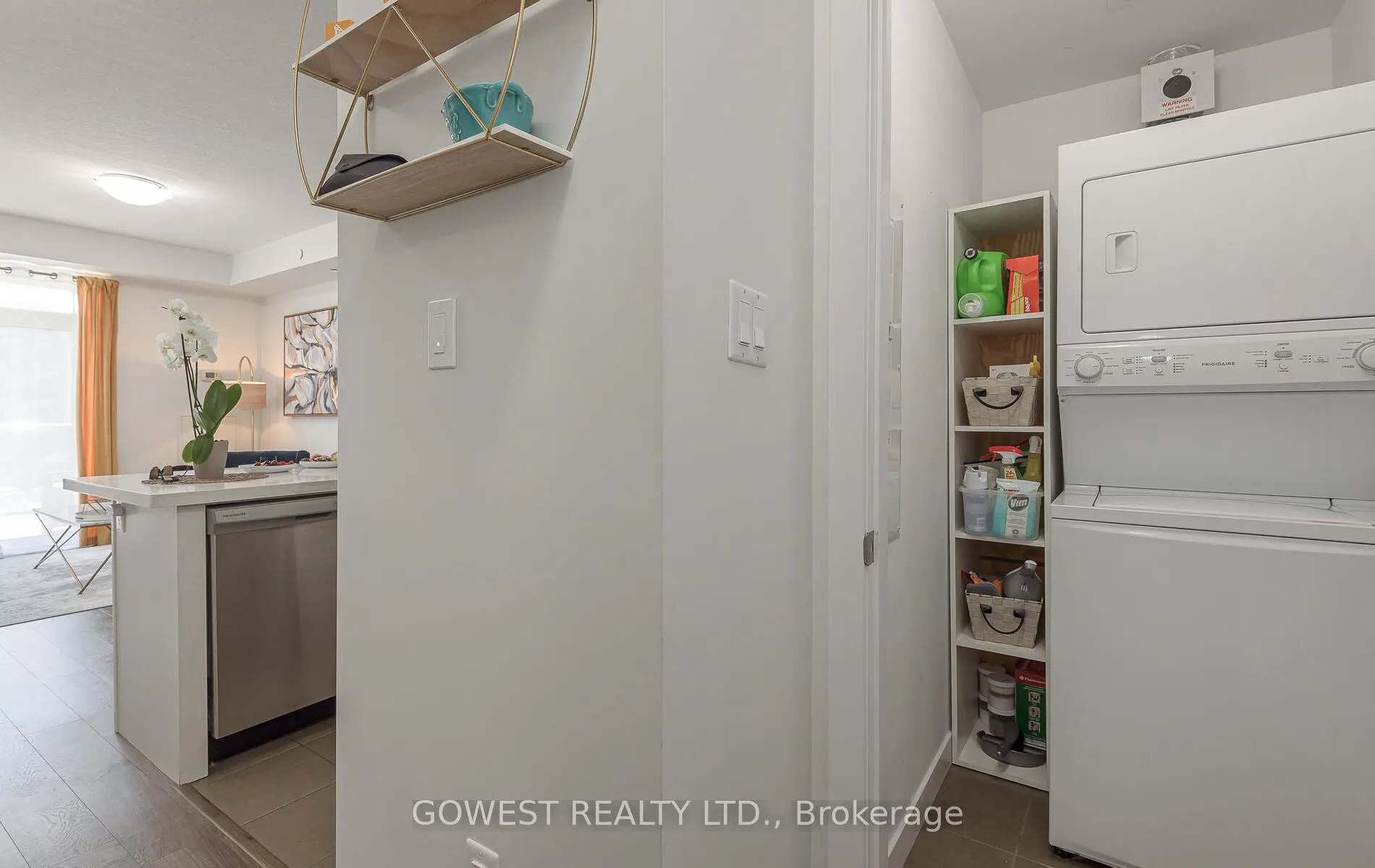 125 Shoreview Place, #301