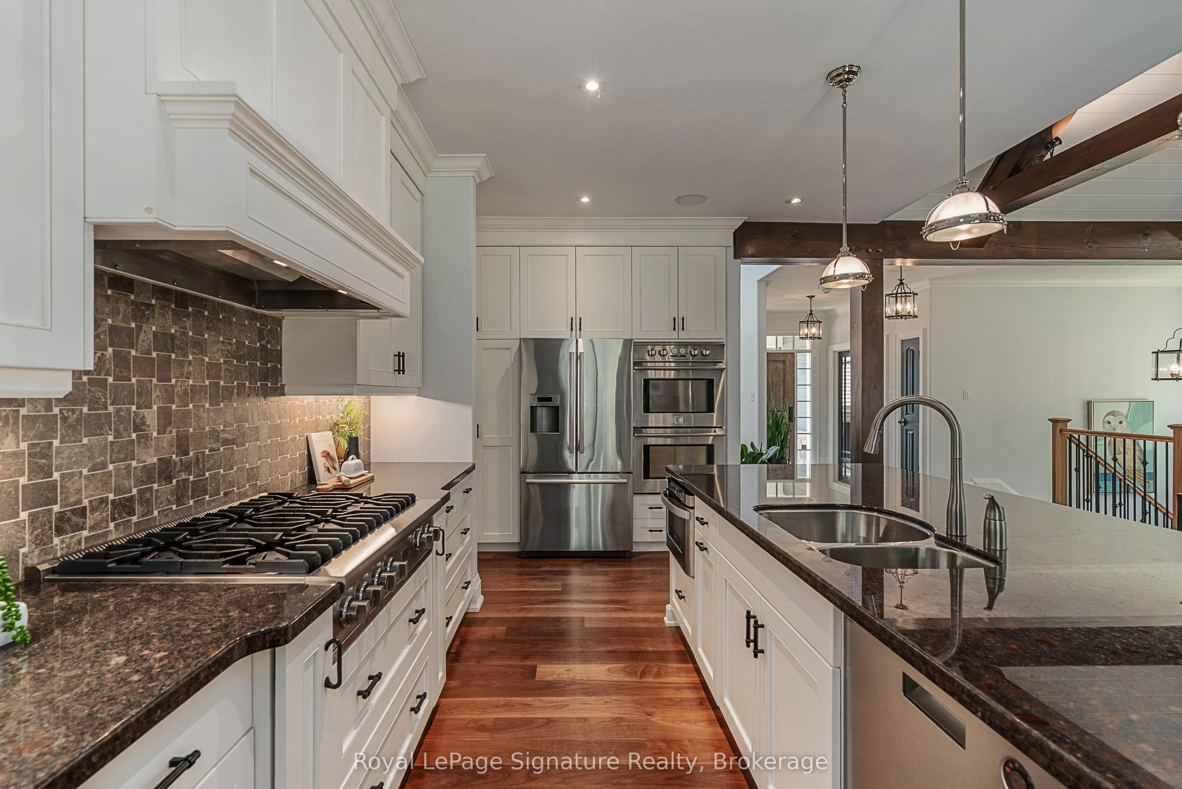 108 HOGGARD Court