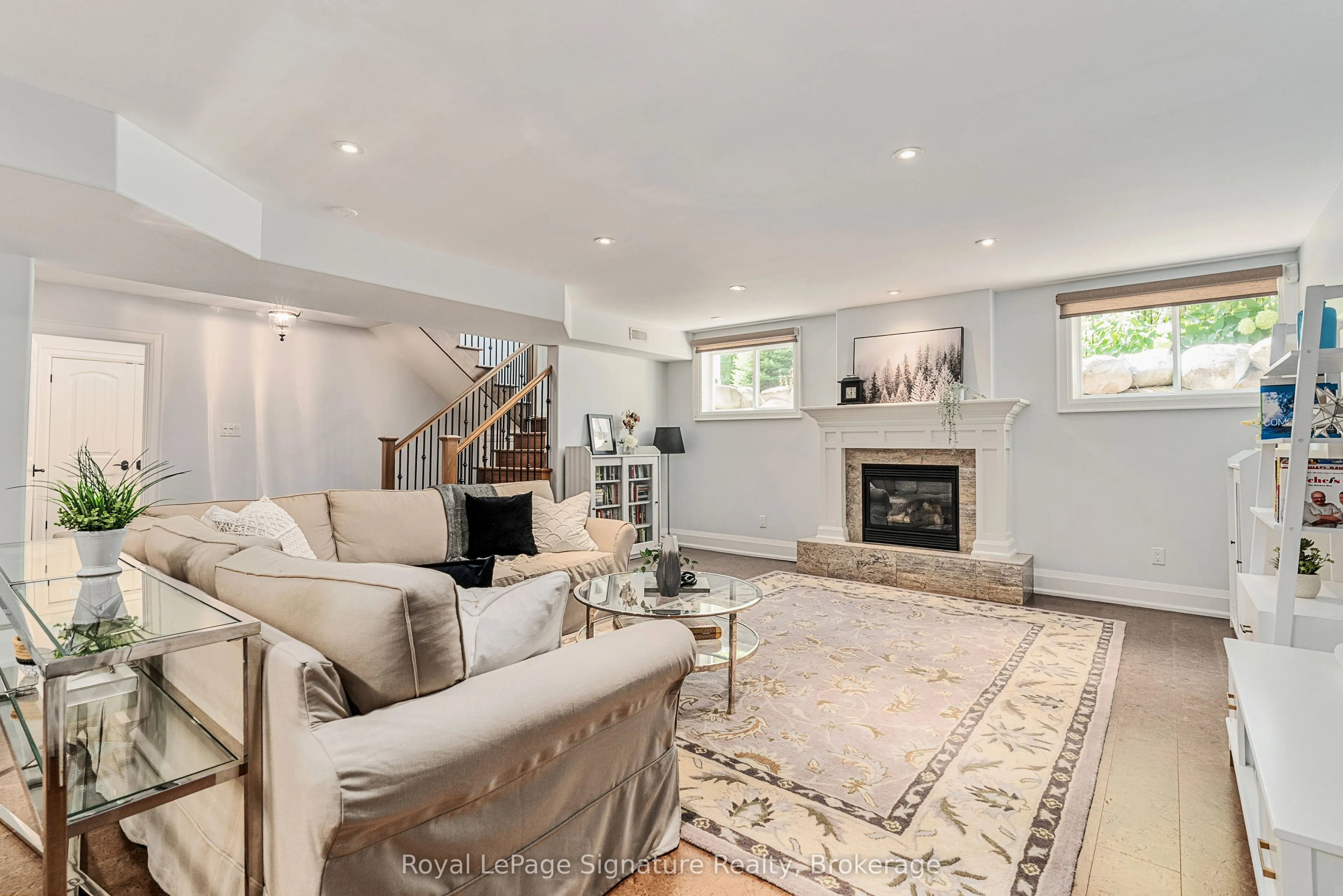108 HOGGARD Court