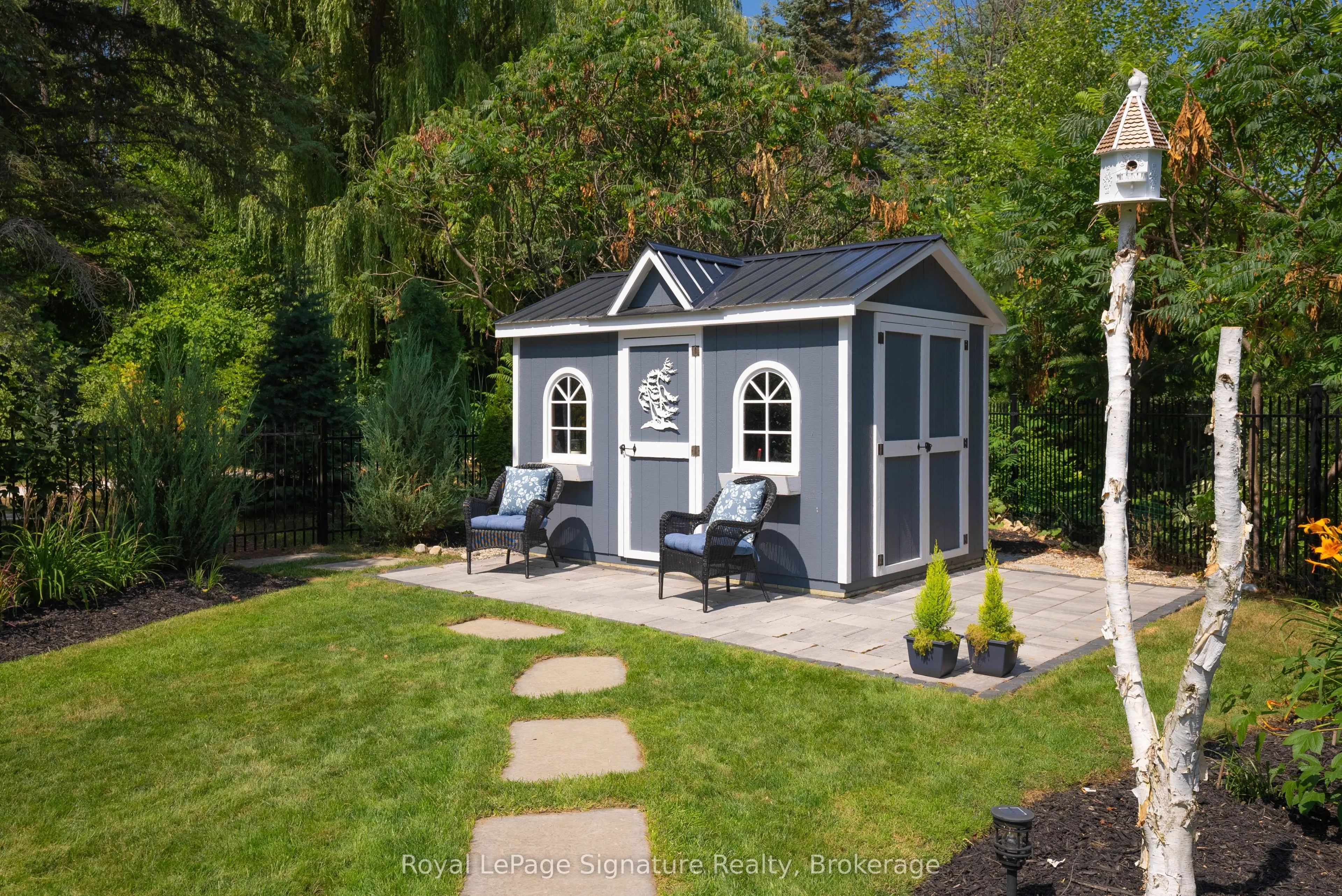 108 HOGGARD Court