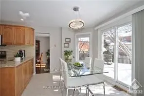 33 NORWICH Way