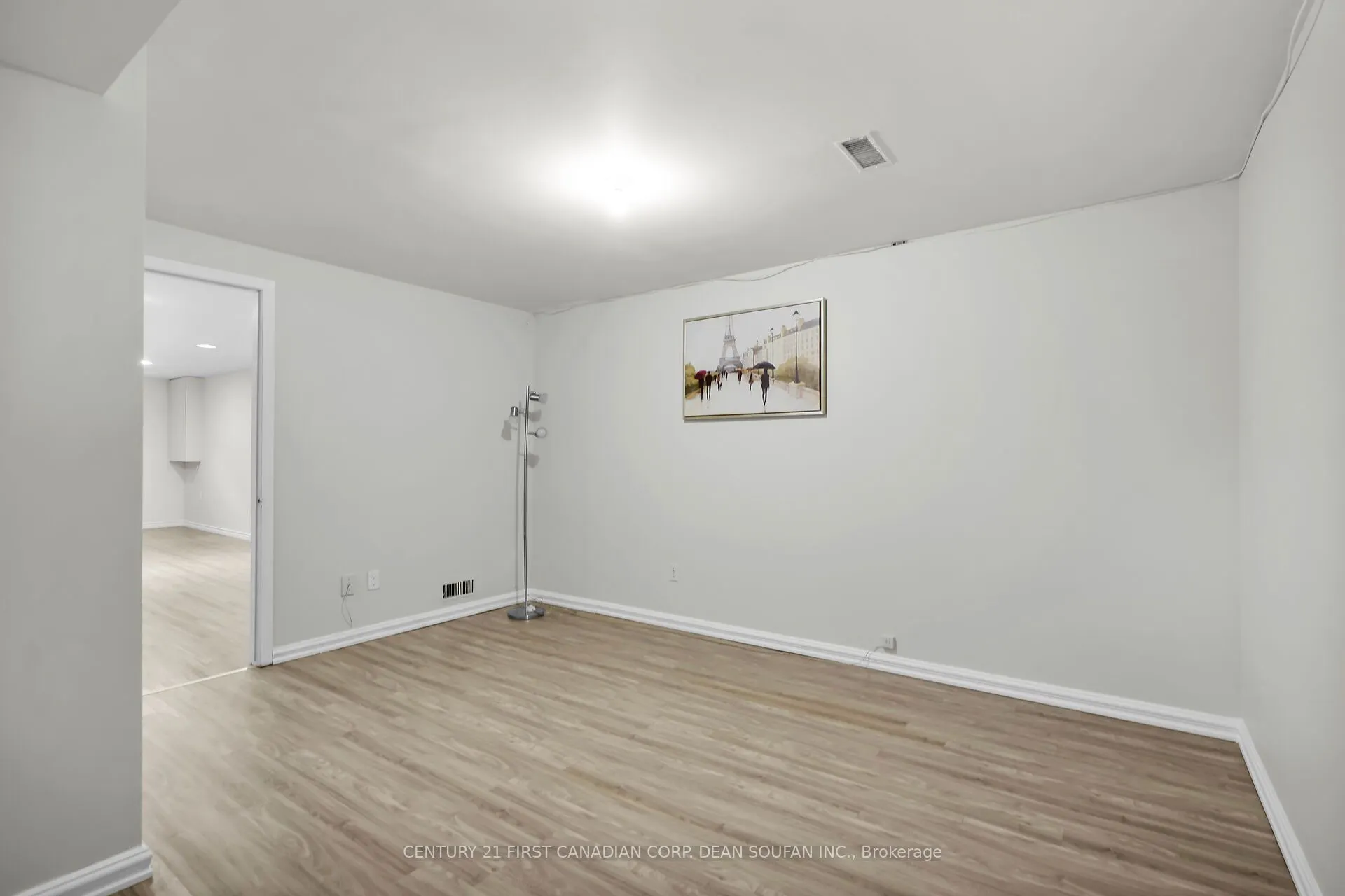 1592 Aldersbrook Road