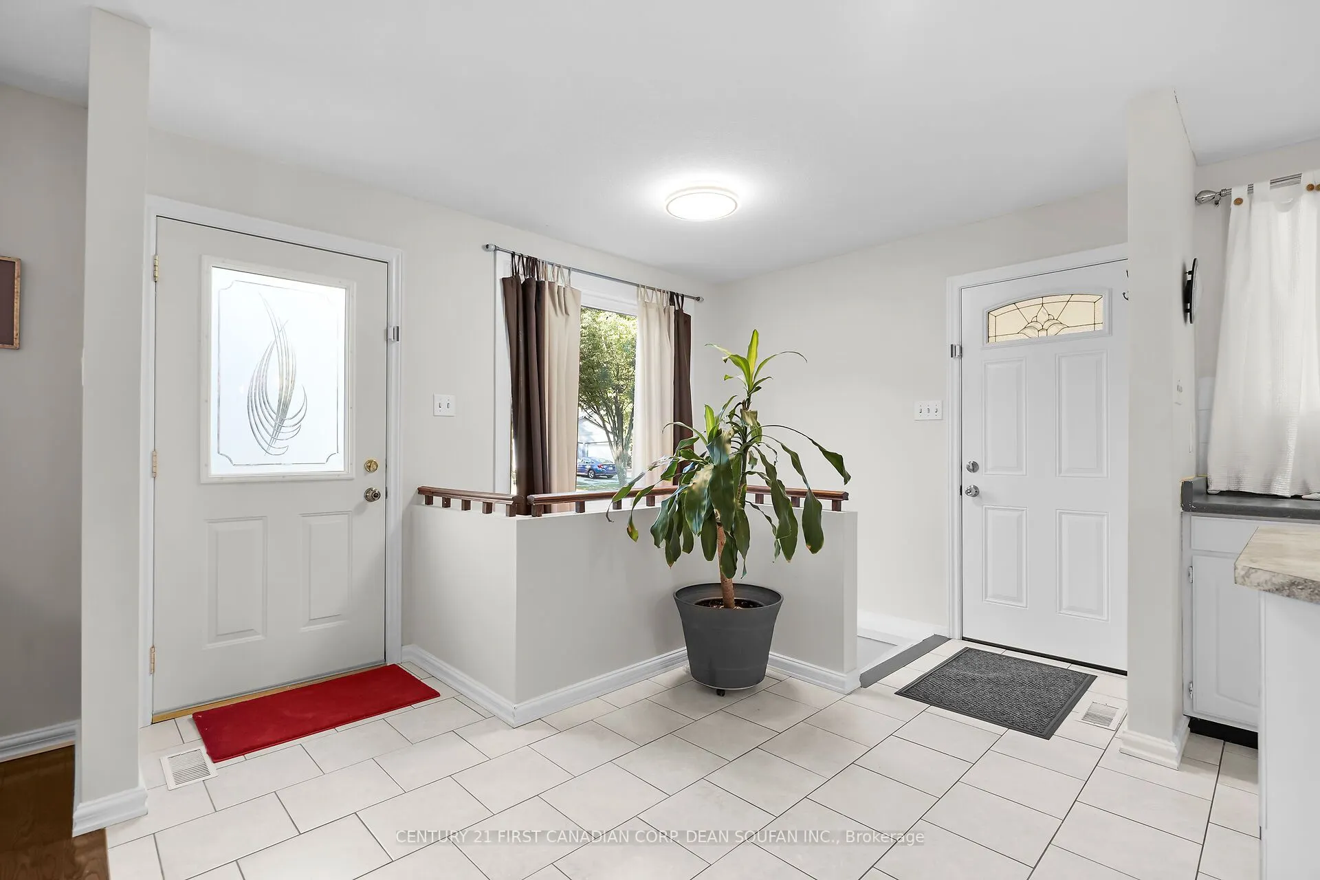 1592 Aldersbrook Road