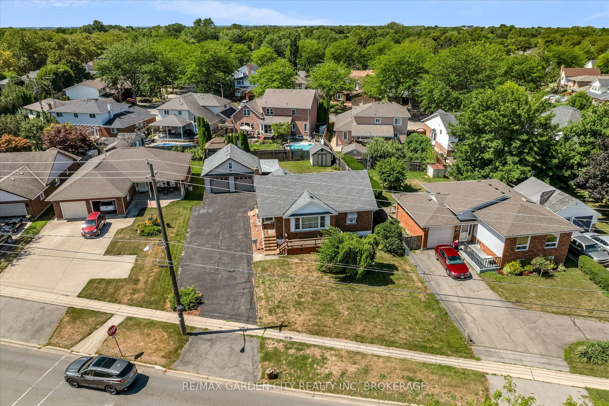 605 Bunting Road