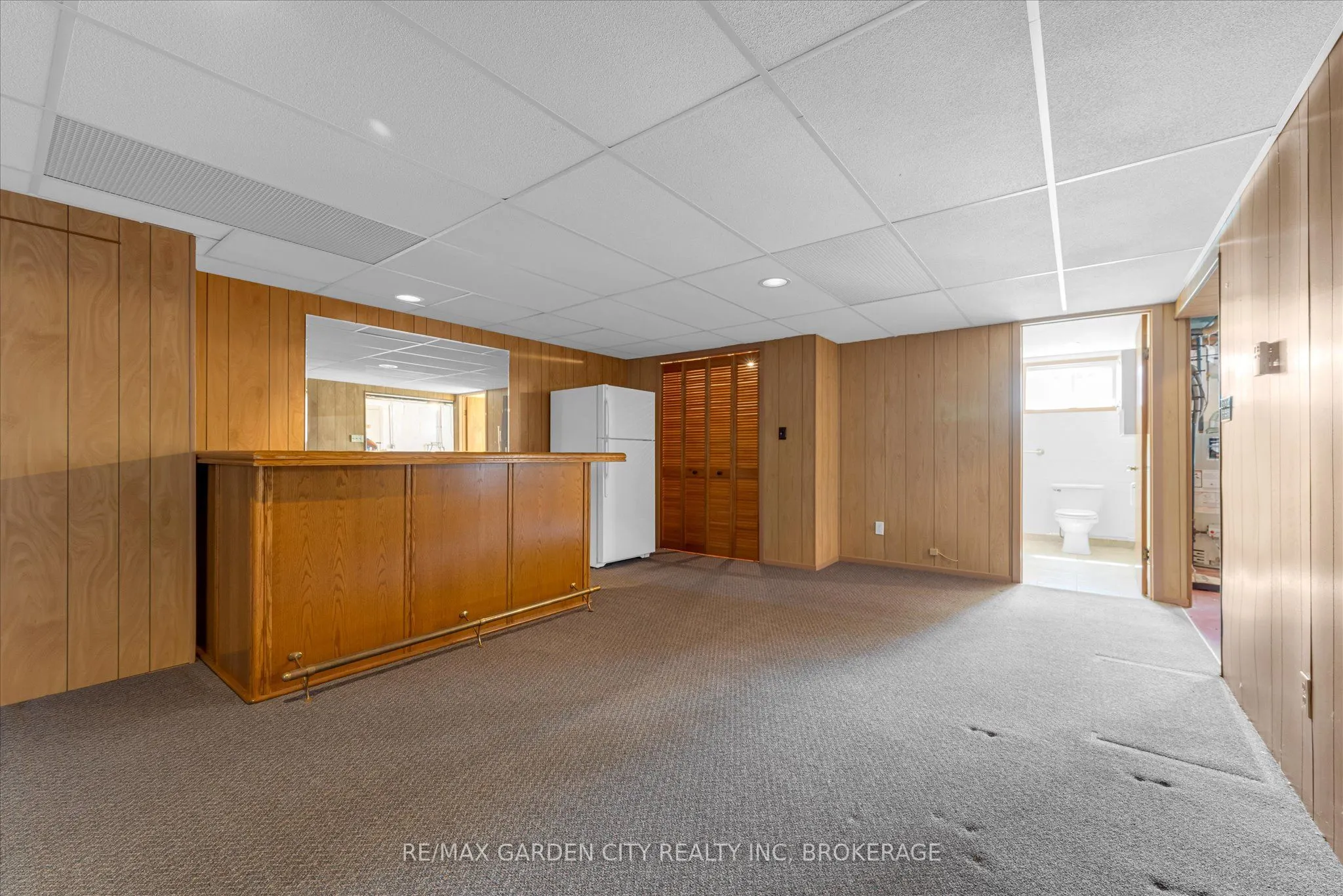 605 Bunting Road
