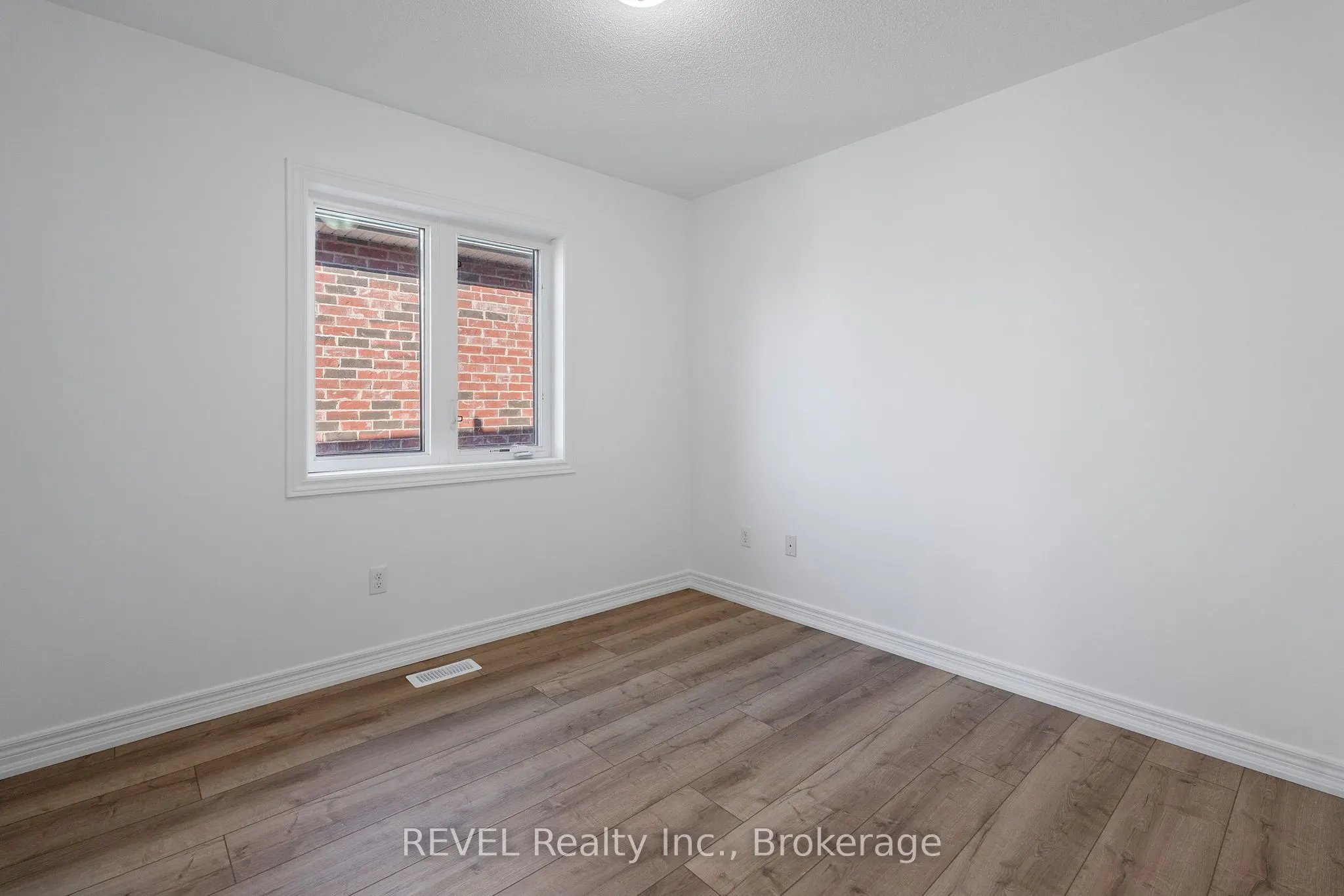 4 Keith Crescent