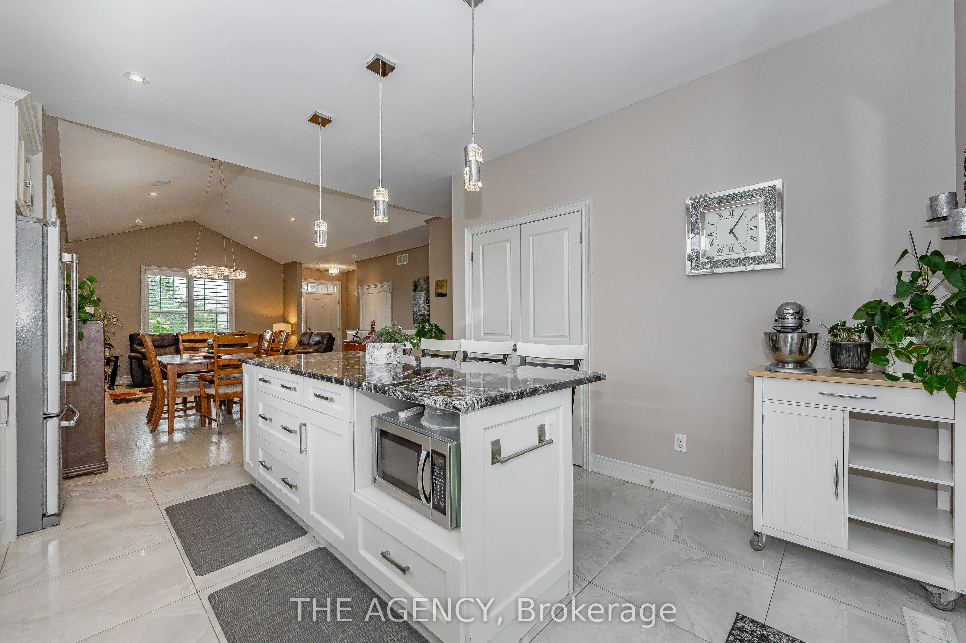 3985 Lower Coach Road